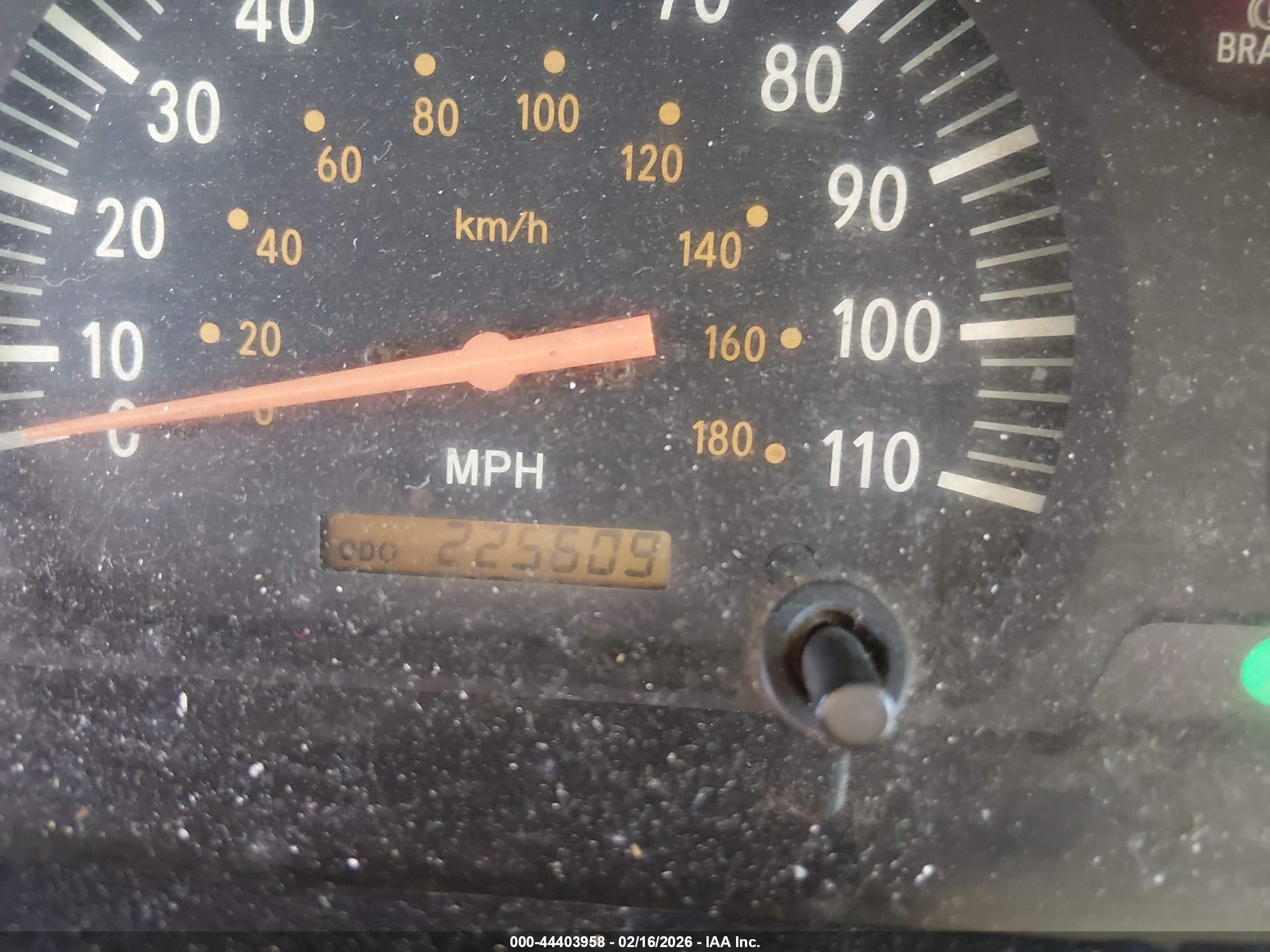 TOYOTA TUNDRA image 7