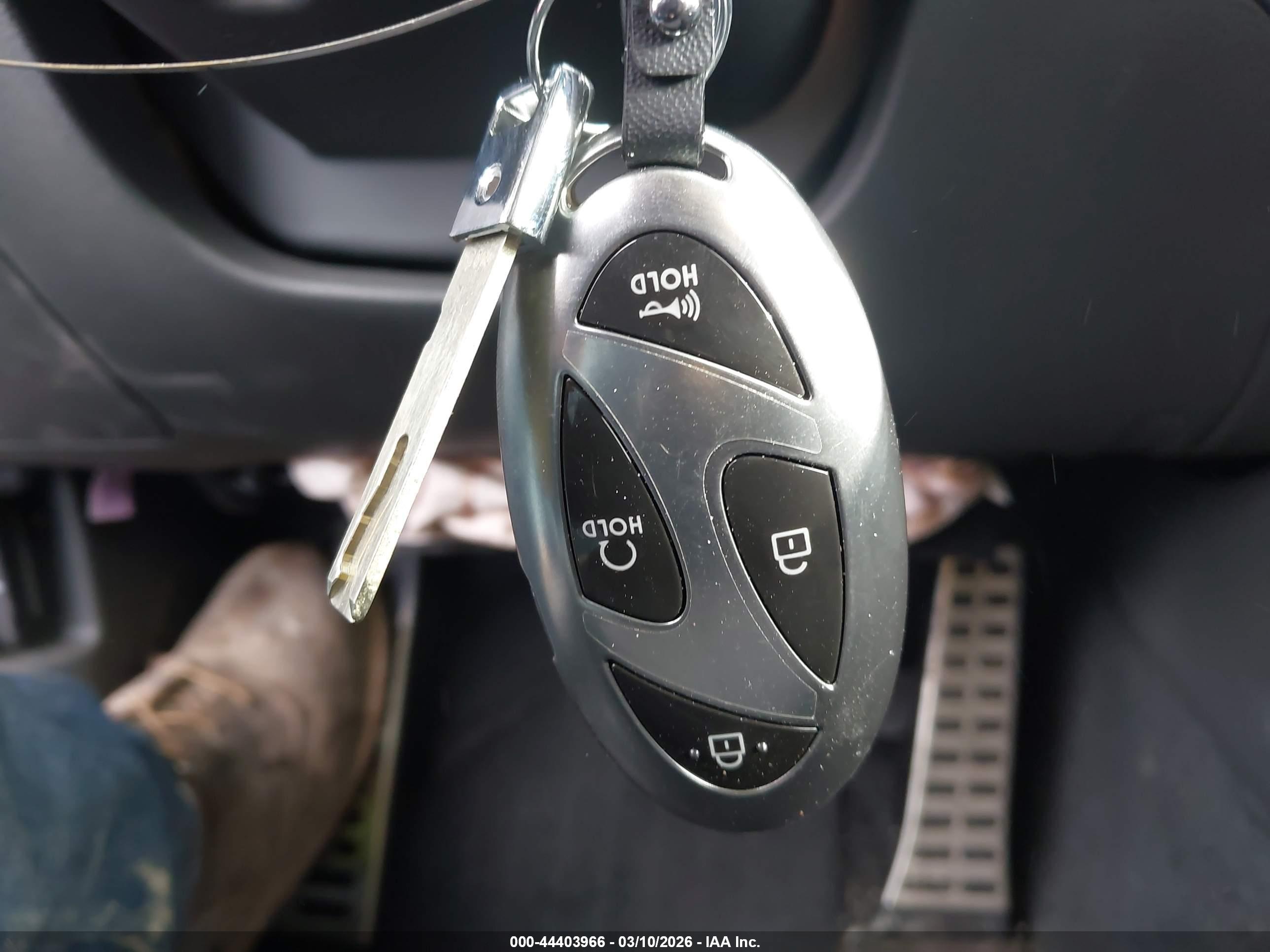 HYUNDAI SONATA image 11