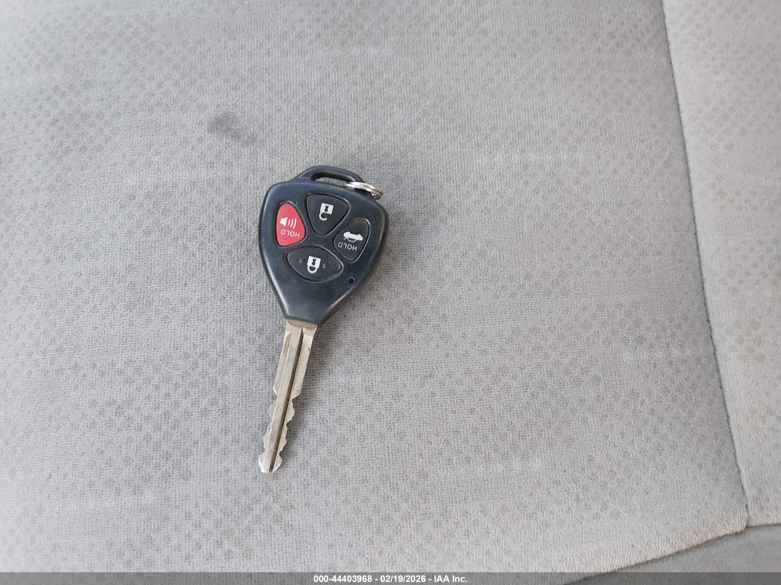 TOYOTA COROLLA image 11