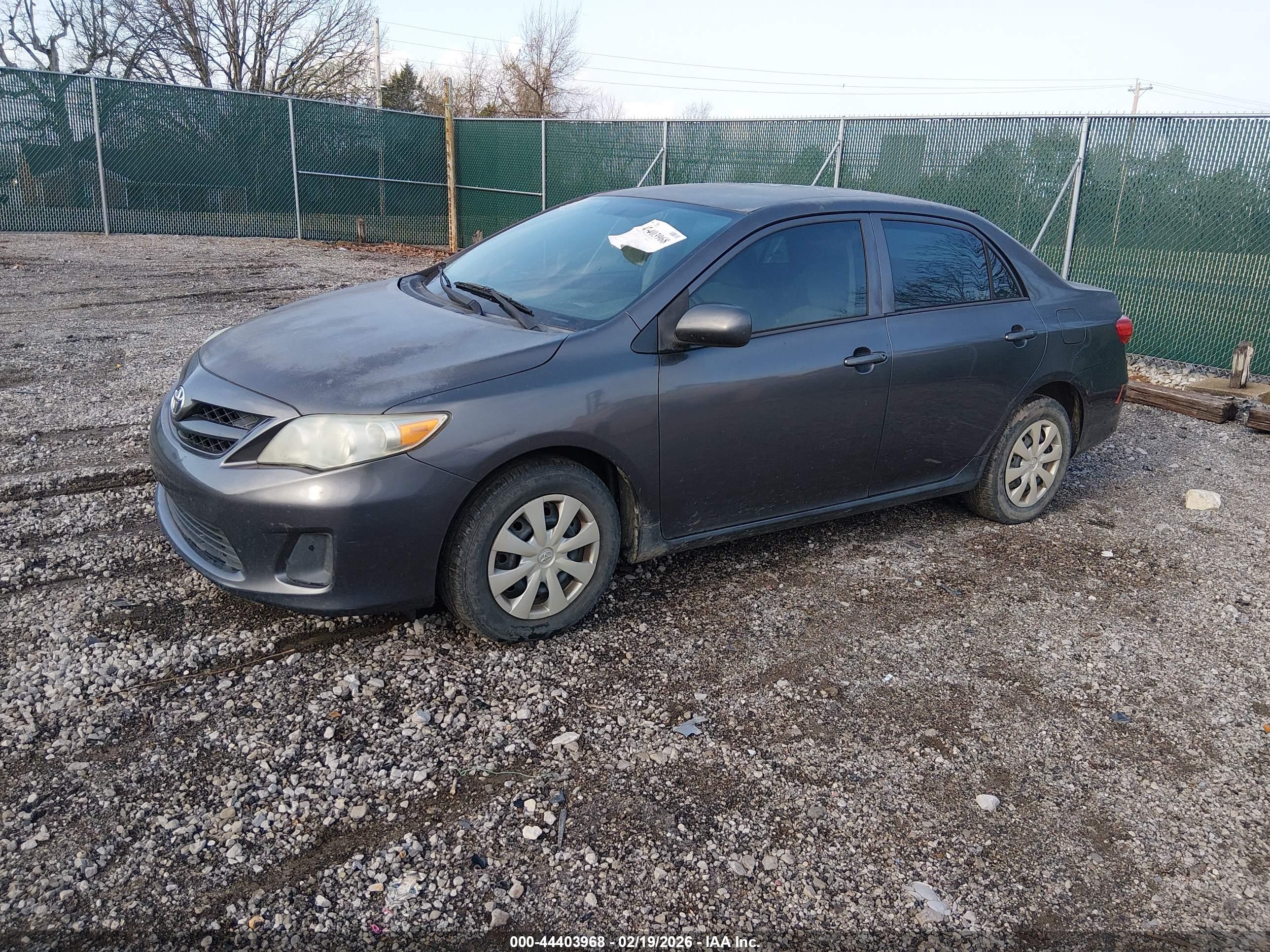 TOYOTA COROLLA image 2