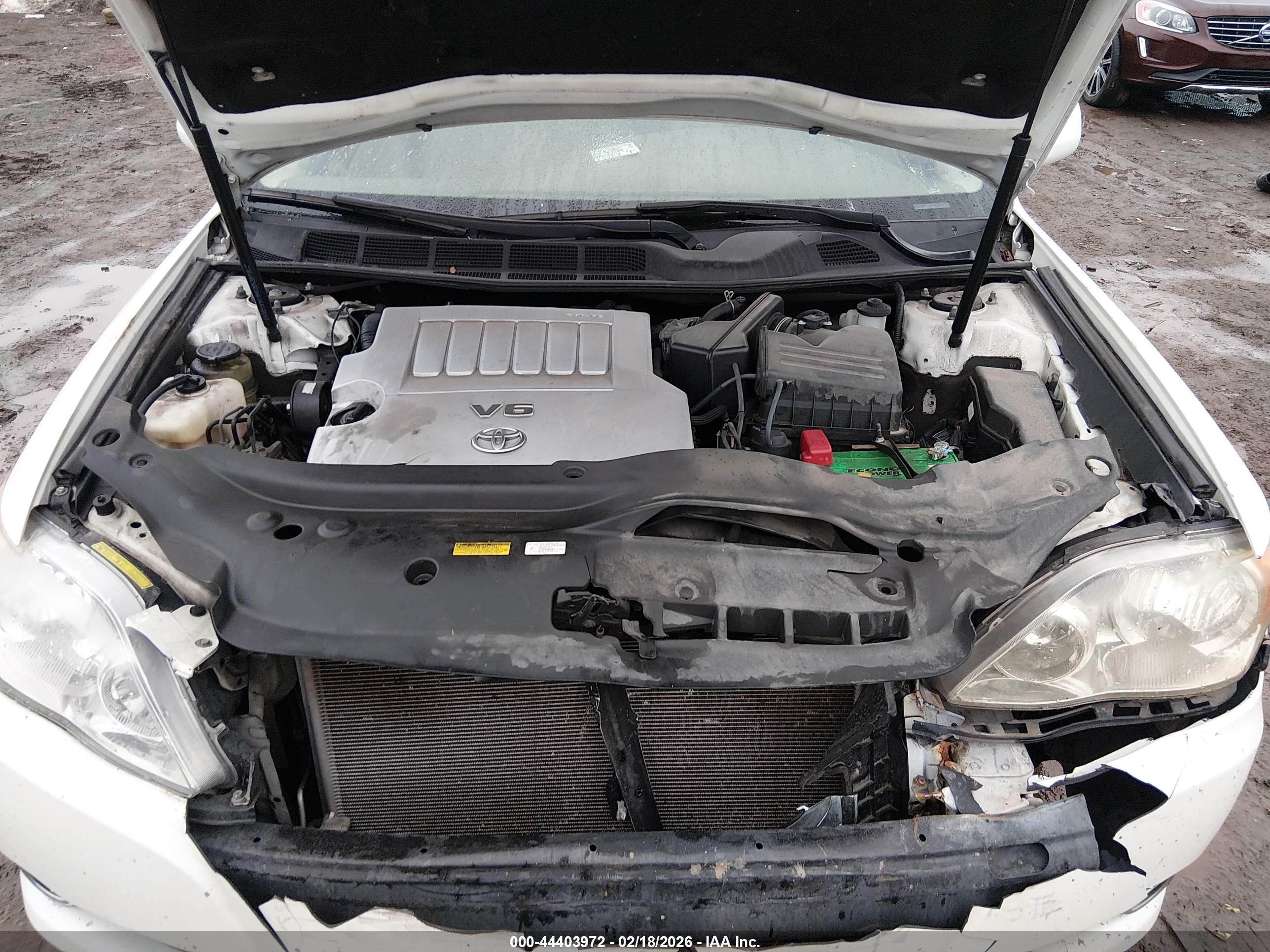 TOYOTA AVALON image 10