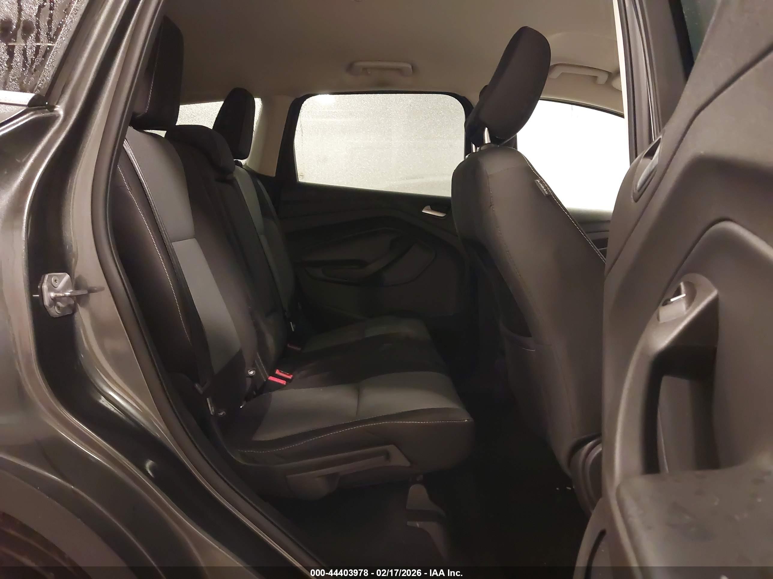 FORD ESCAPE image 8