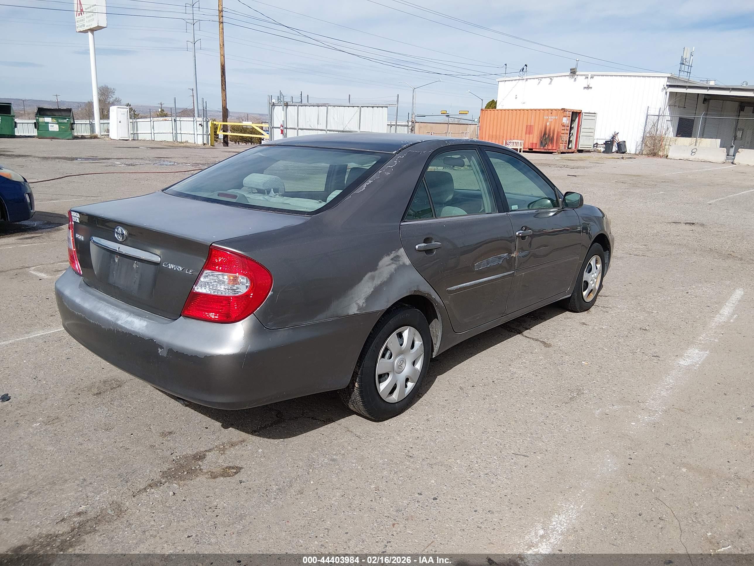TOYOTA CAMRY image 4