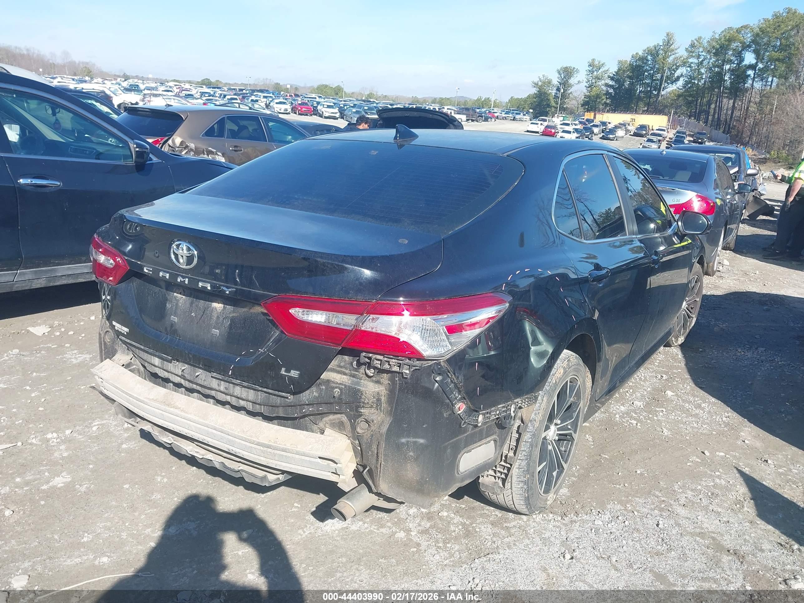 TOYOTA CAMRY image 4
