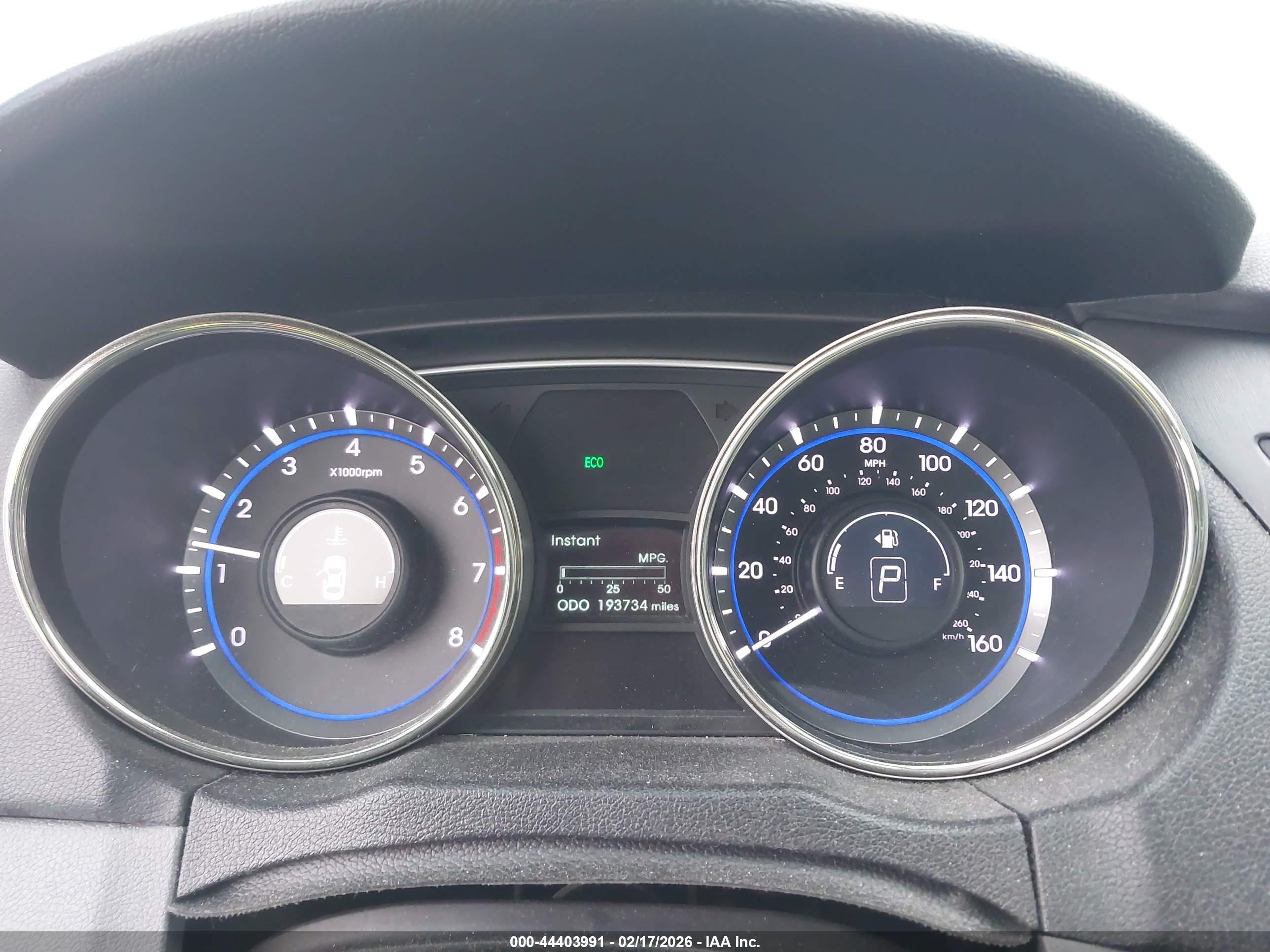 HYUNDAI SONATA image 7