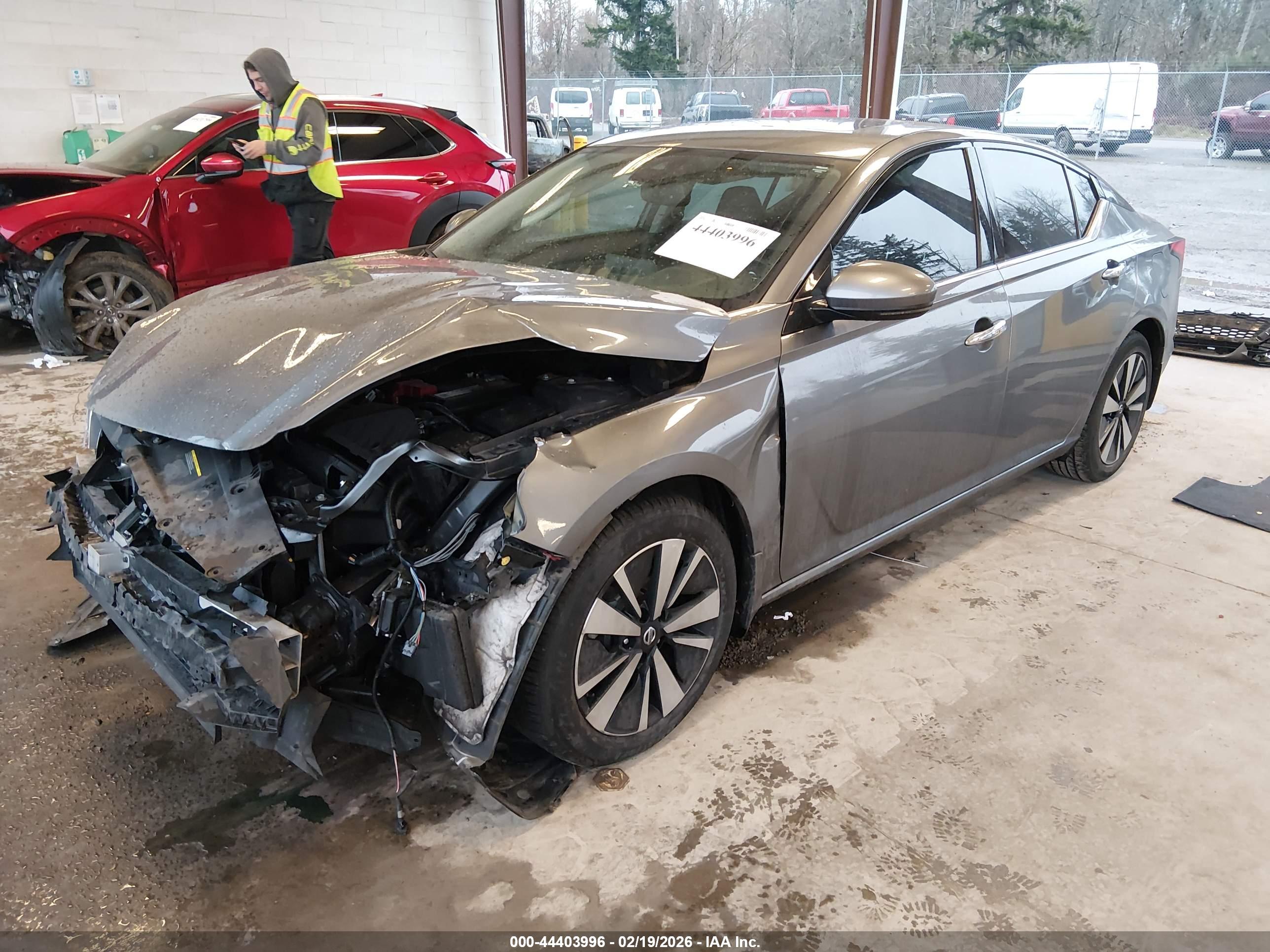 NISSAN ALTIMA image 2