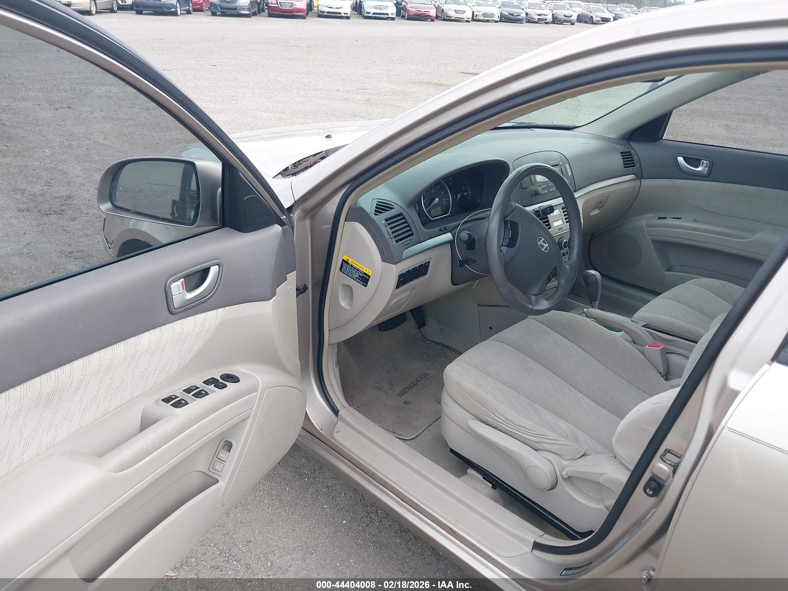 HYUNDAI SONATA image 5