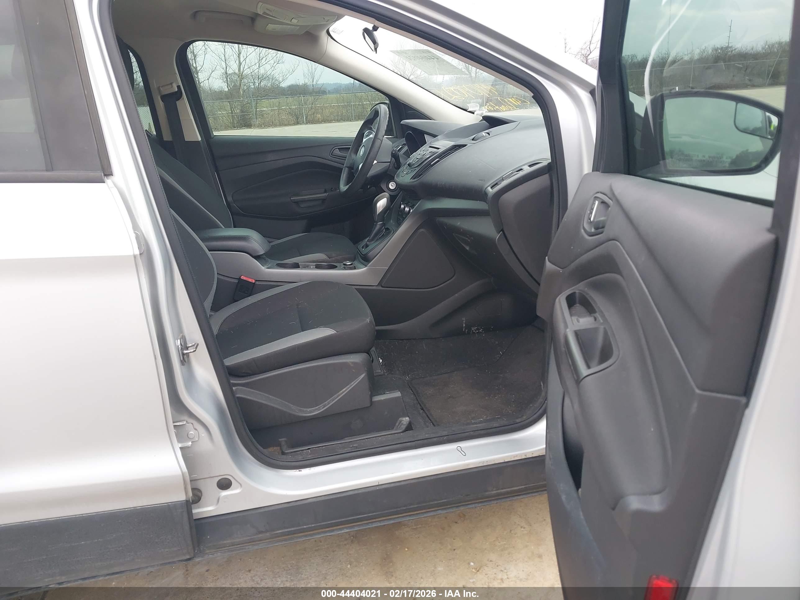 FORD ESCAPE image 5