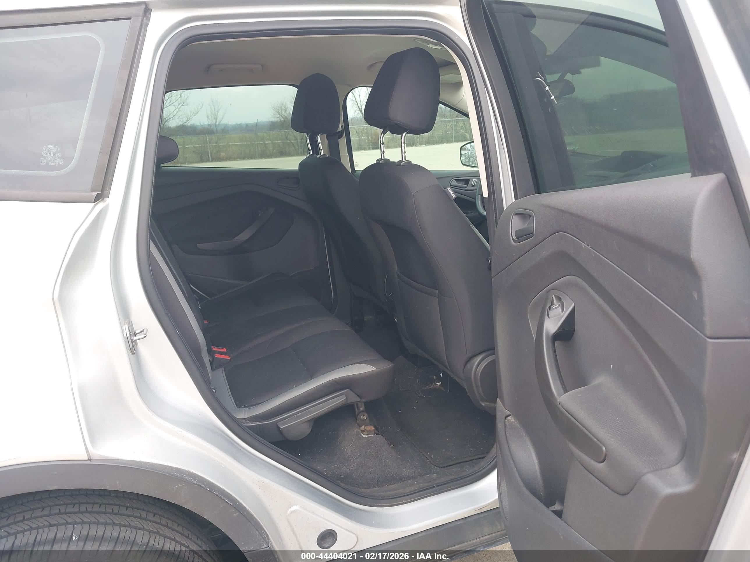 FORD ESCAPE image 8