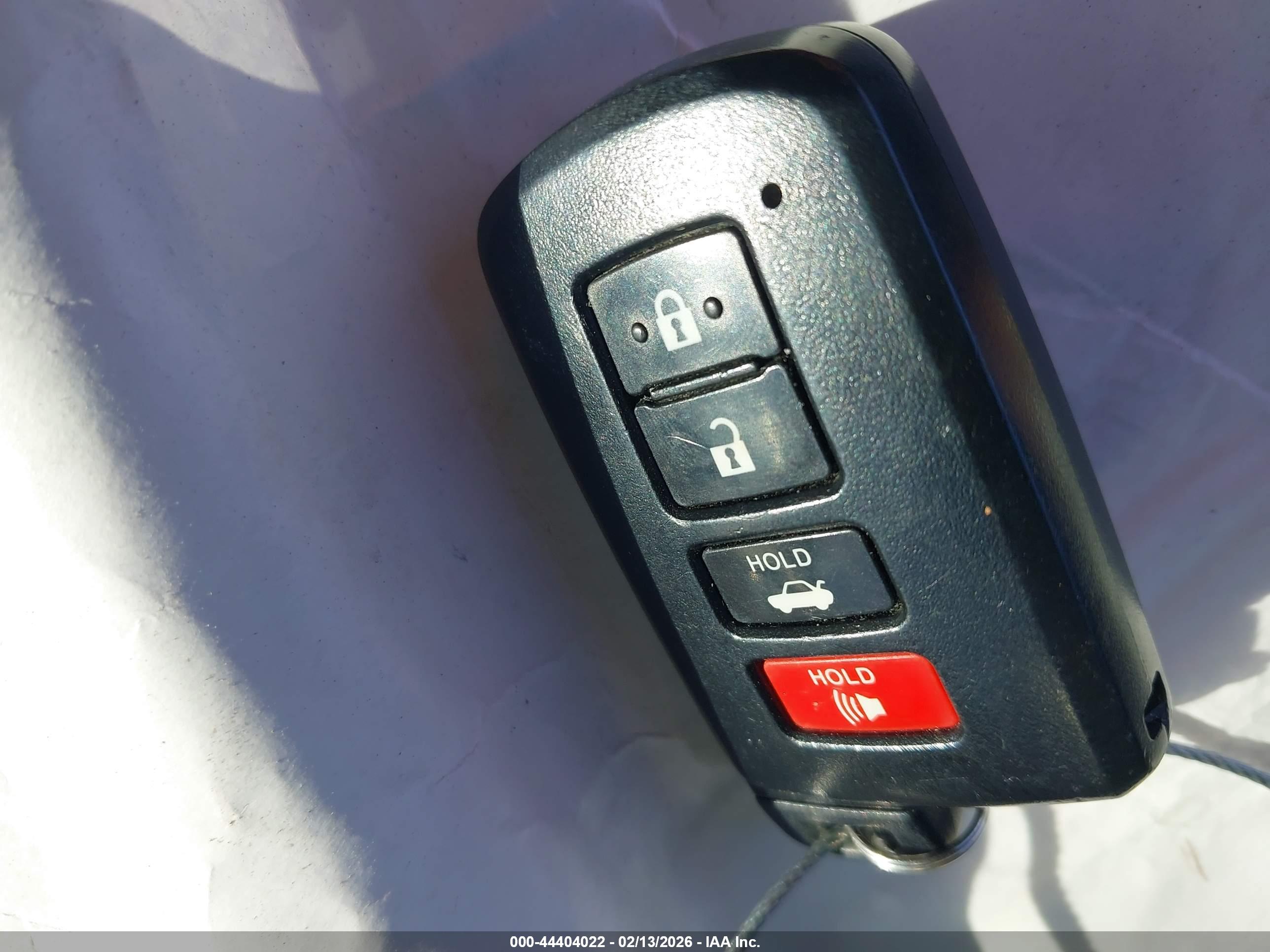 TOYOTA COROLLA image 11
