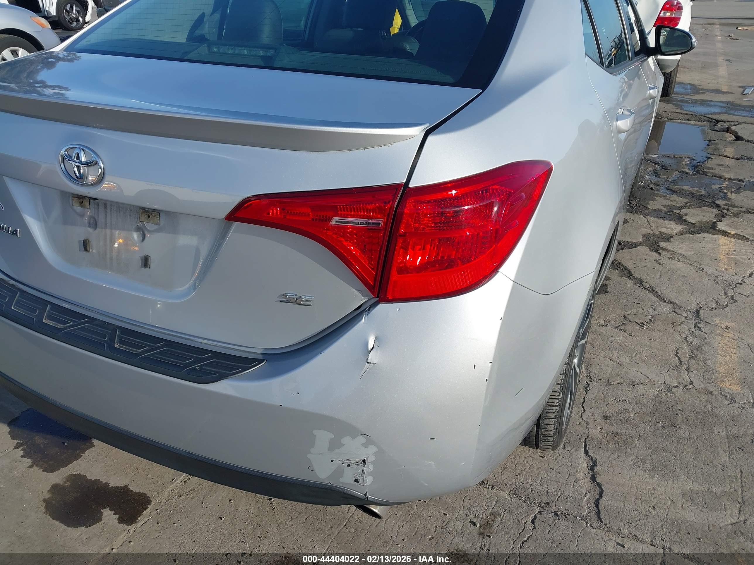 TOYOTA COROLLA image 6
