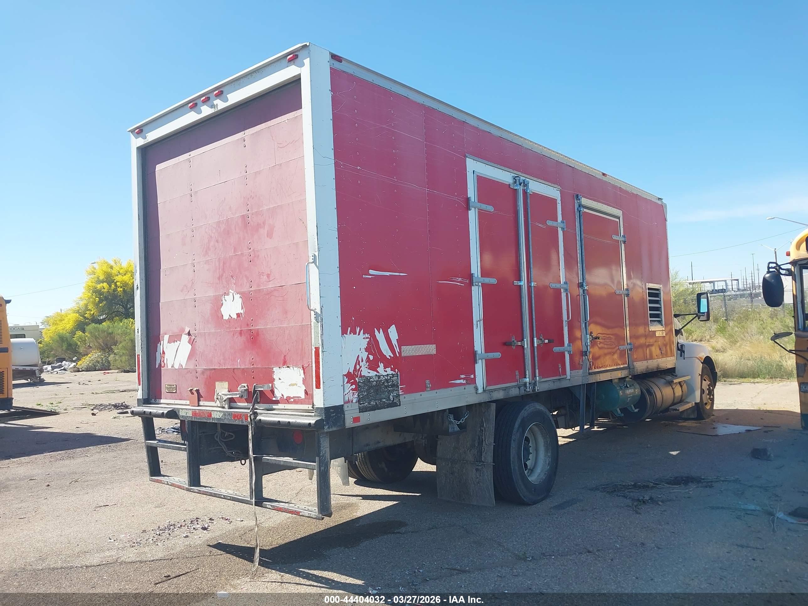 KENWORTH CONSTRUCTION image 4