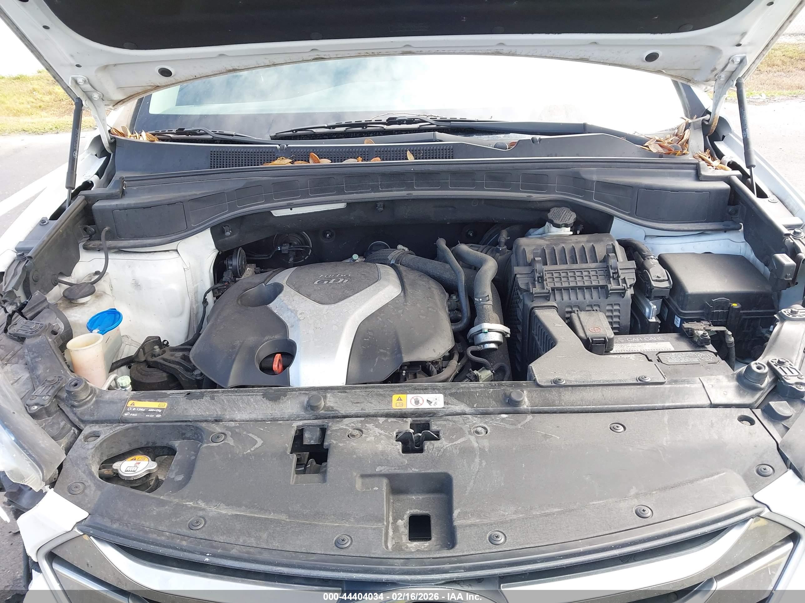 HYUNDAI SANTA image 10