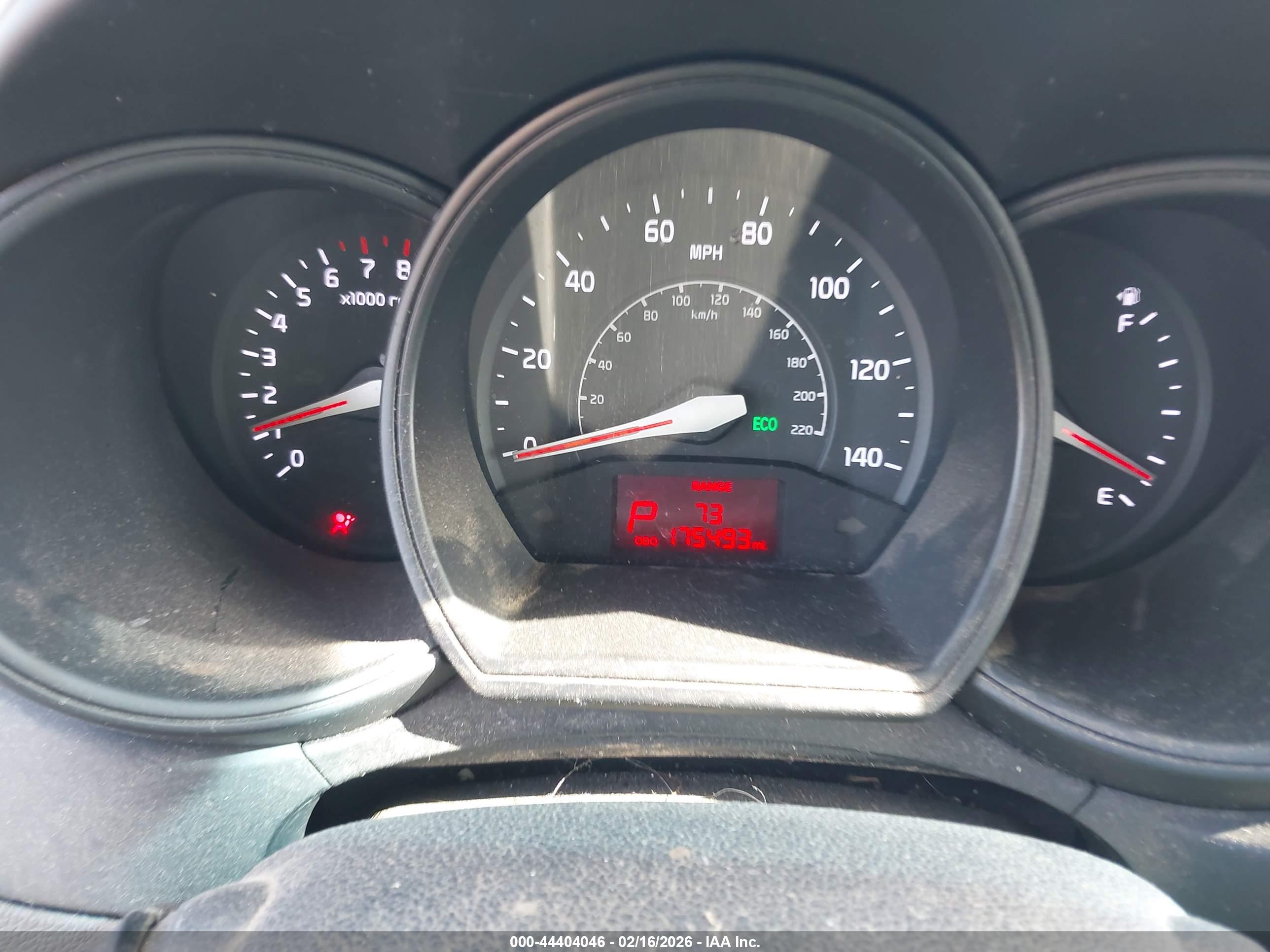 KIA RIO image 7