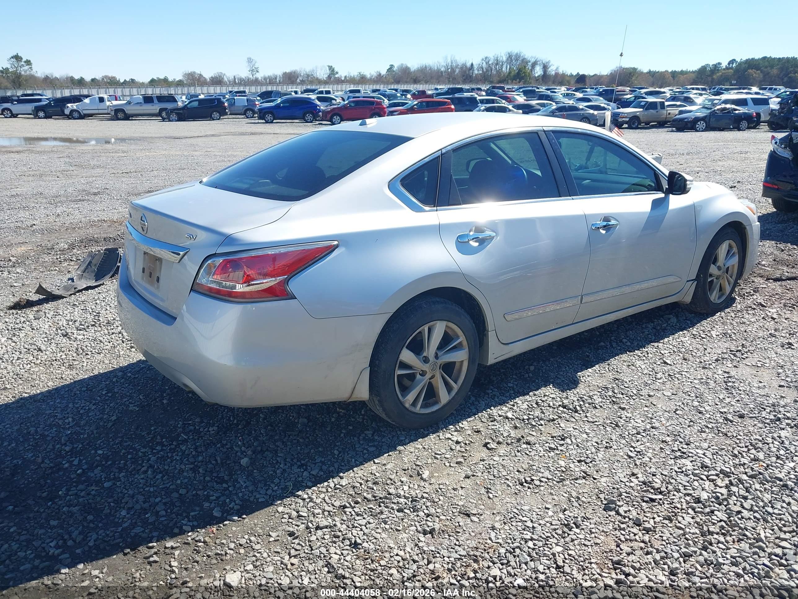 NISSAN ALTIMA image 4