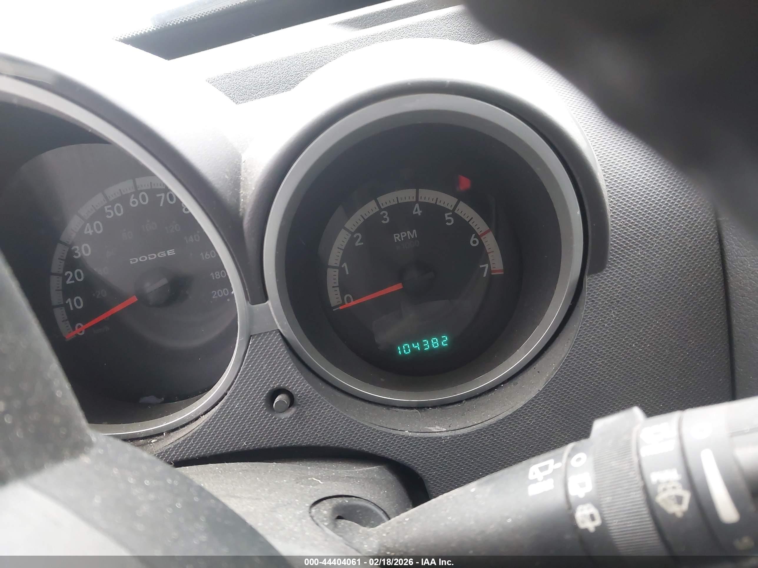 DODGE NITRO image 7