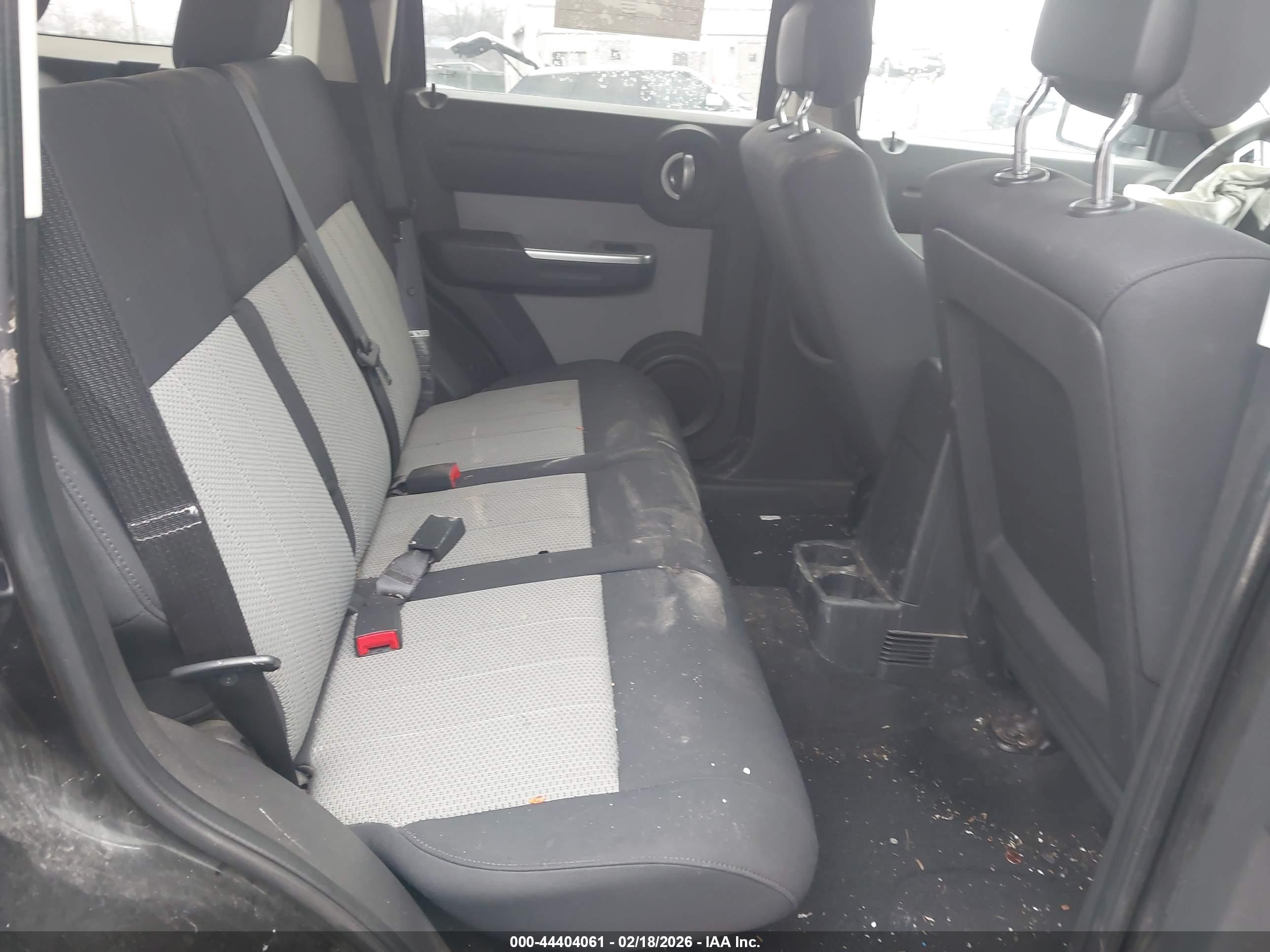 DODGE NITRO image 8