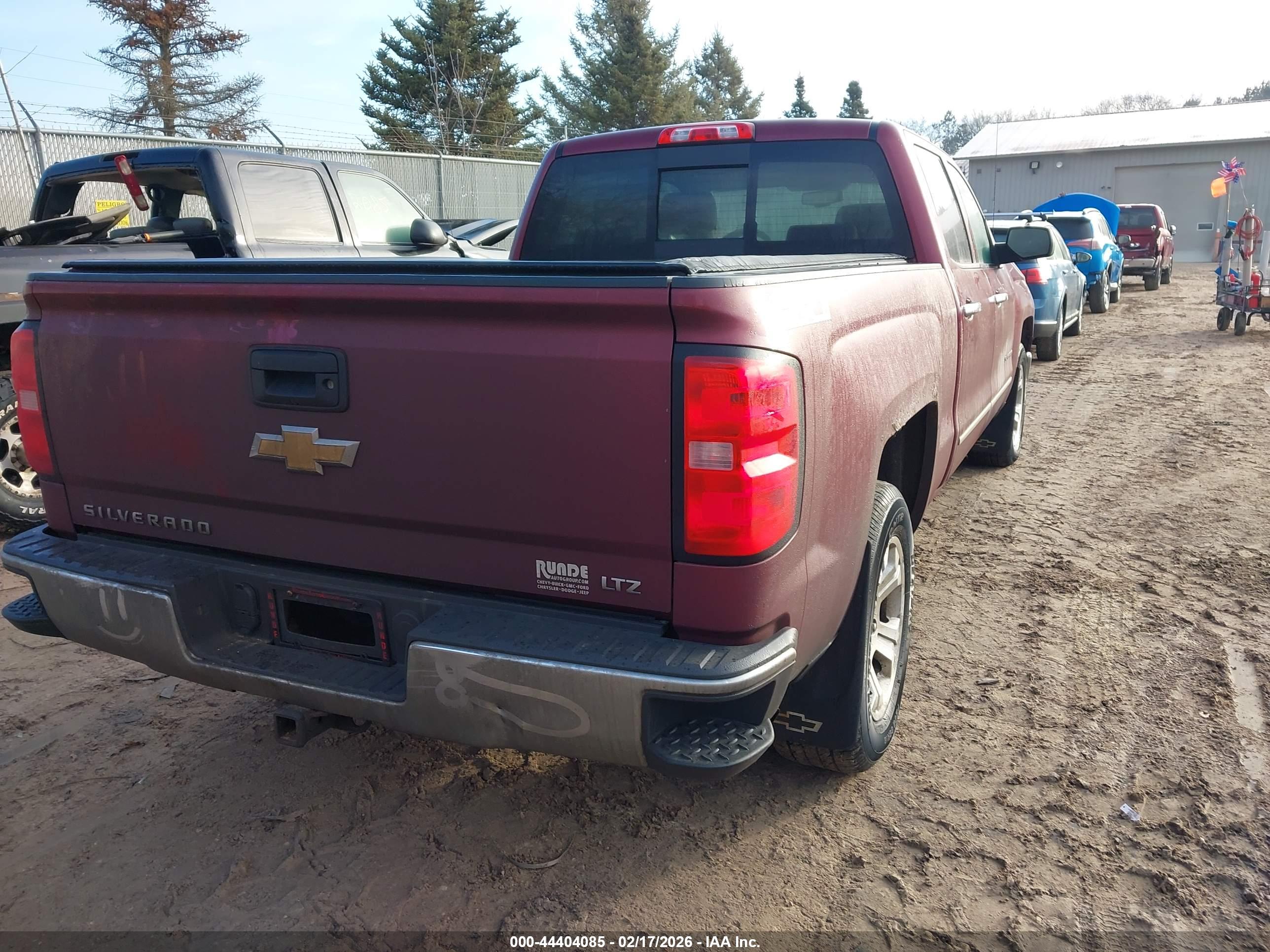 CHEVROLET SILVERADO image 4