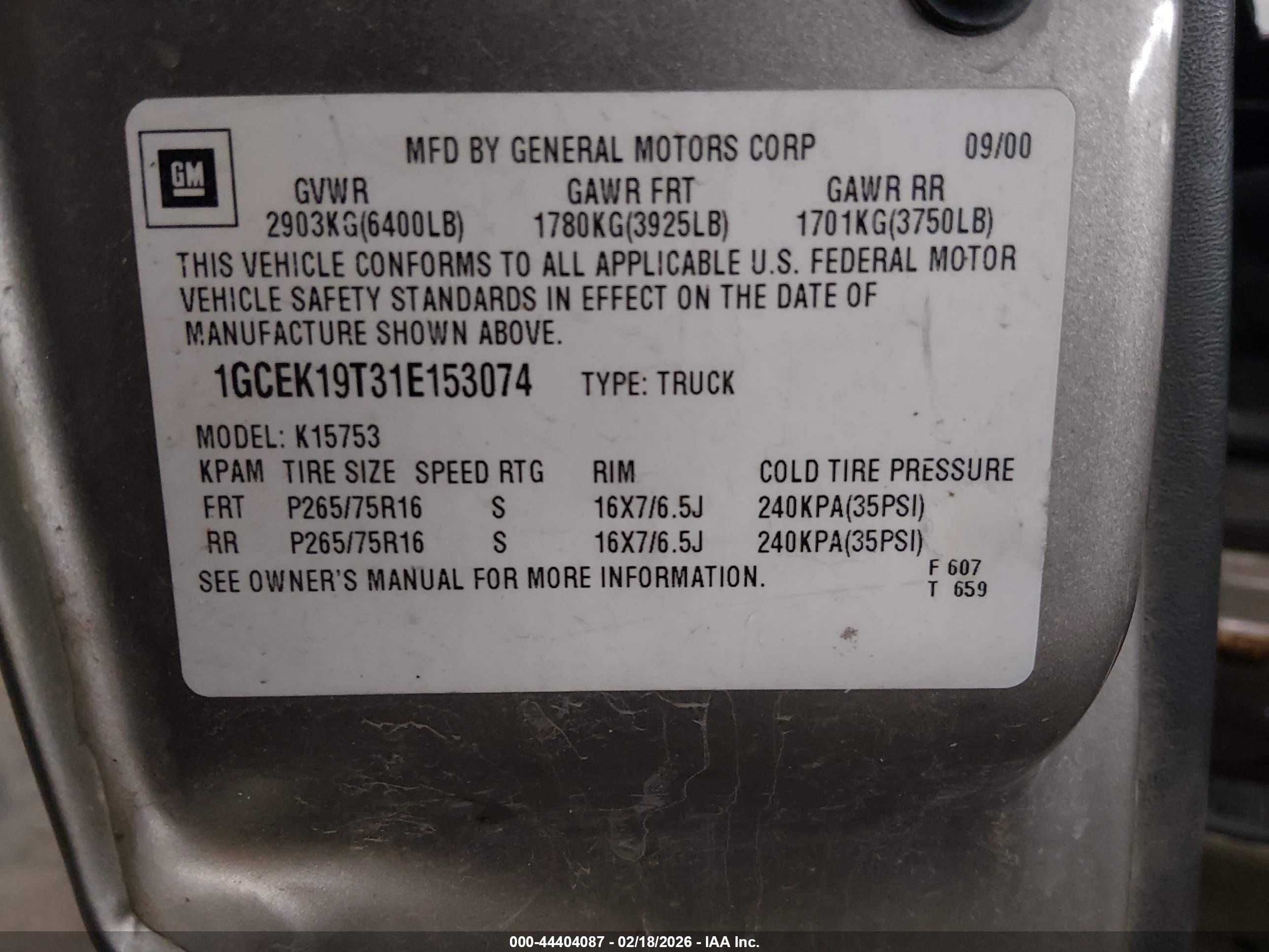 CHEVROLET SILVERADO image 9