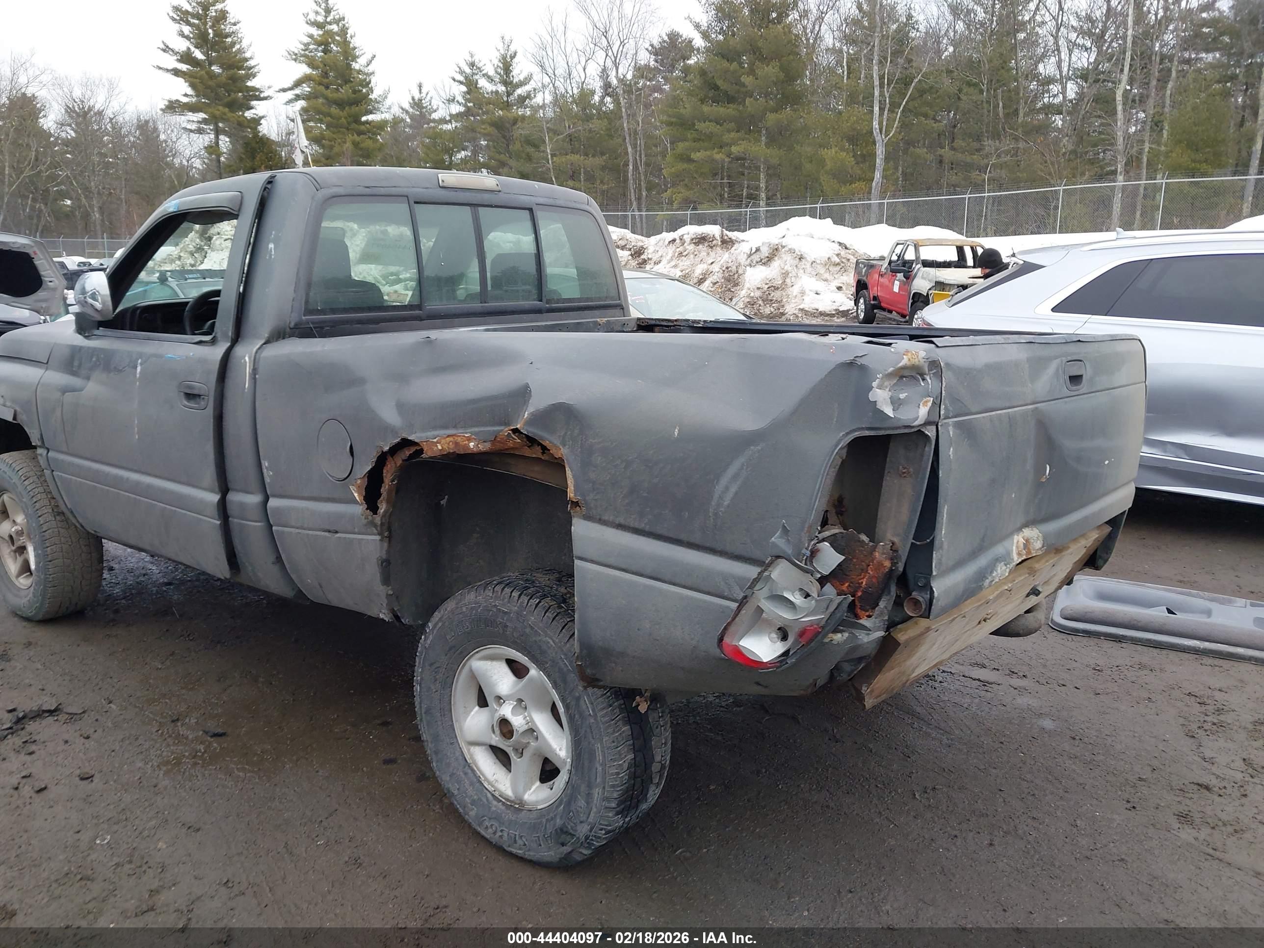 DODGE RAM image 6