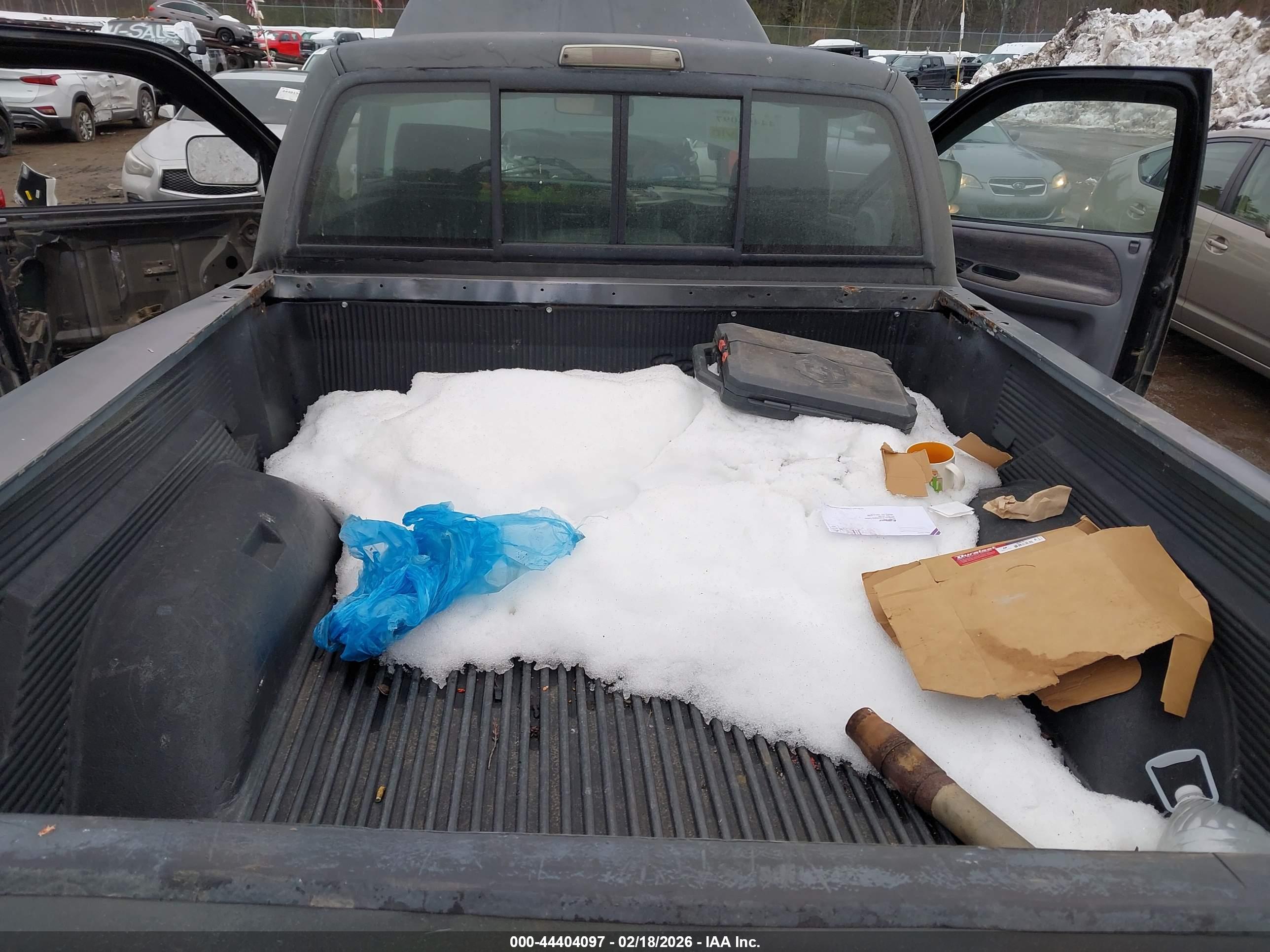 DODGE RAM image 8