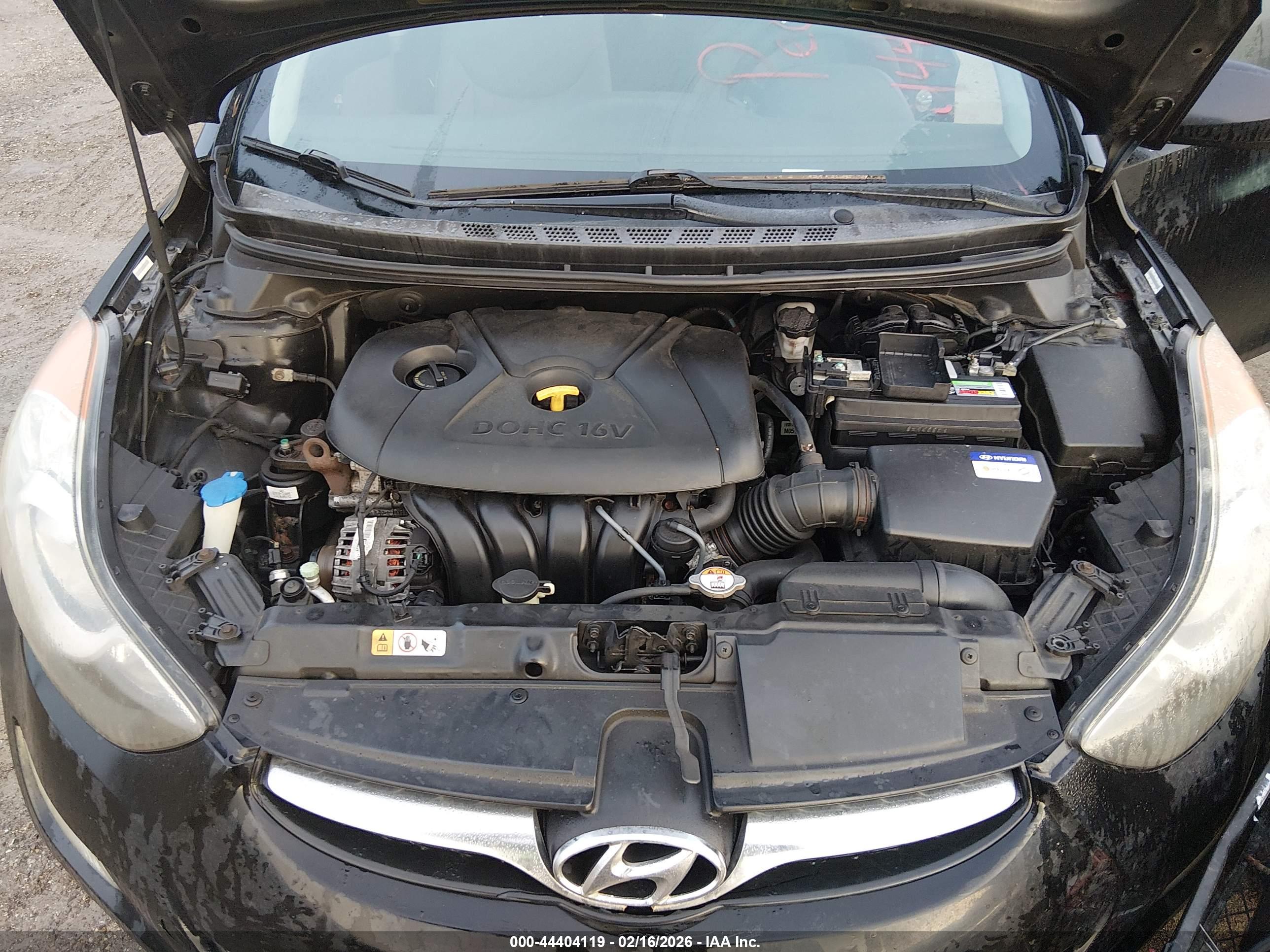 HYUNDAI ELANTRA image 10