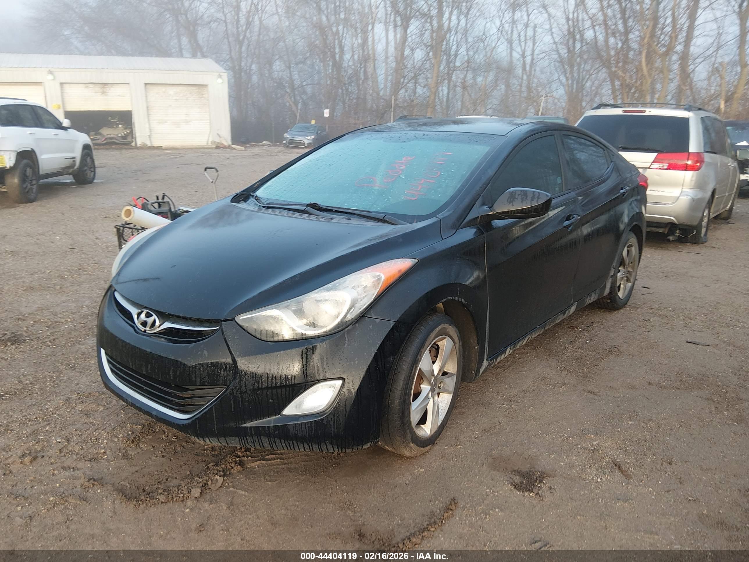 HYUNDAI ELANTRA image 2