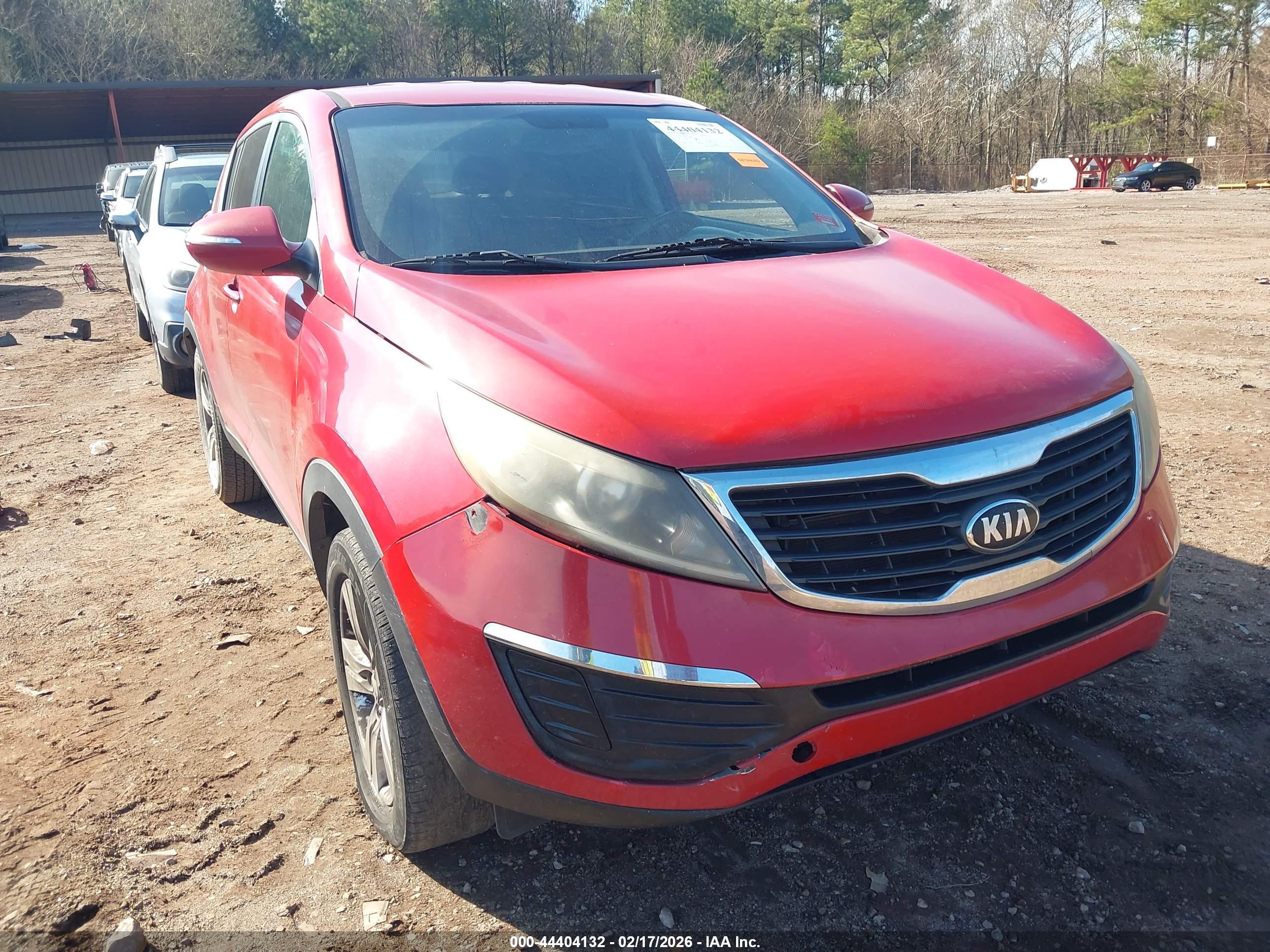 KIA SPORTAGE image 6