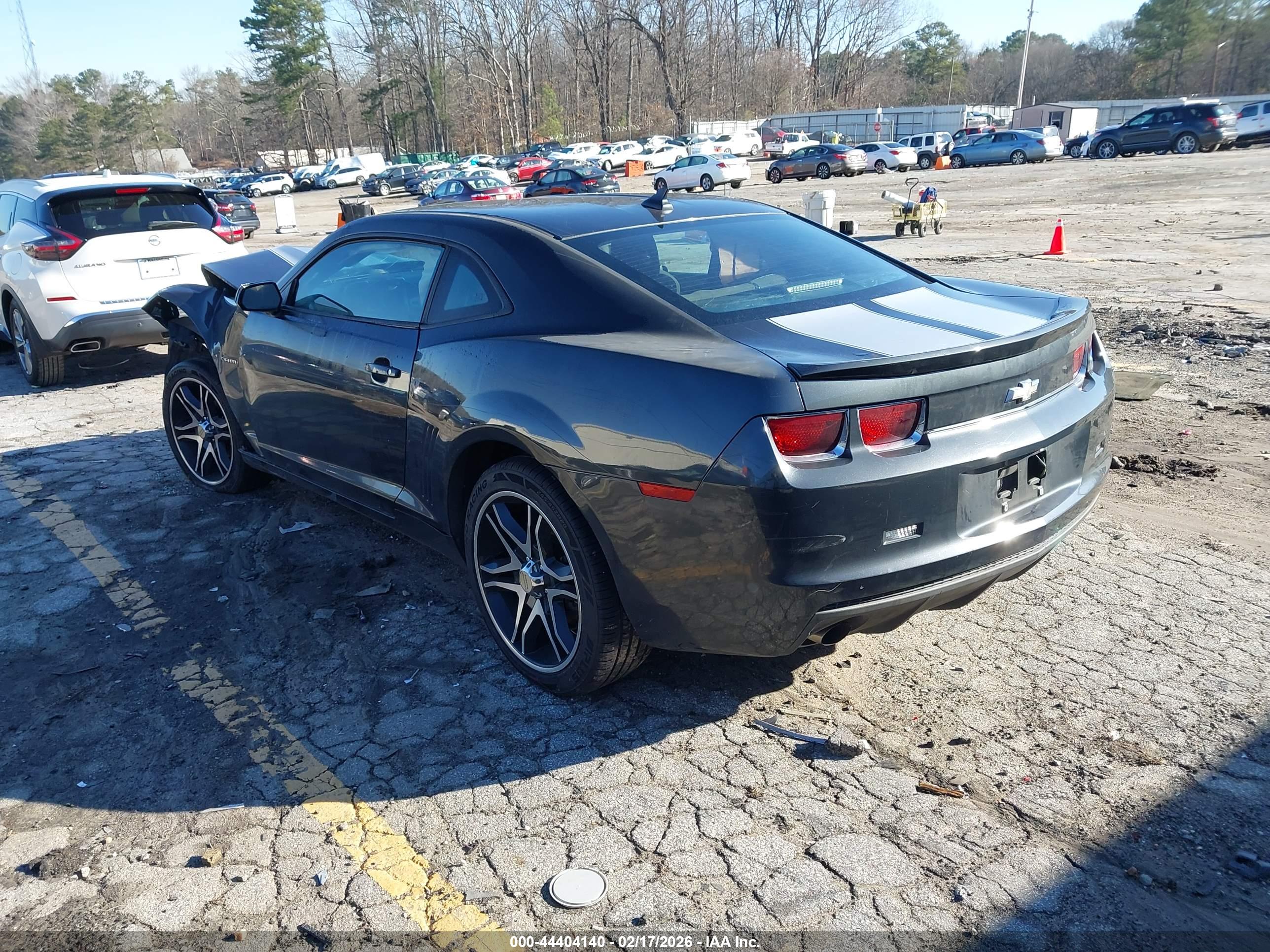 CHEVROLET CAMARO image 3