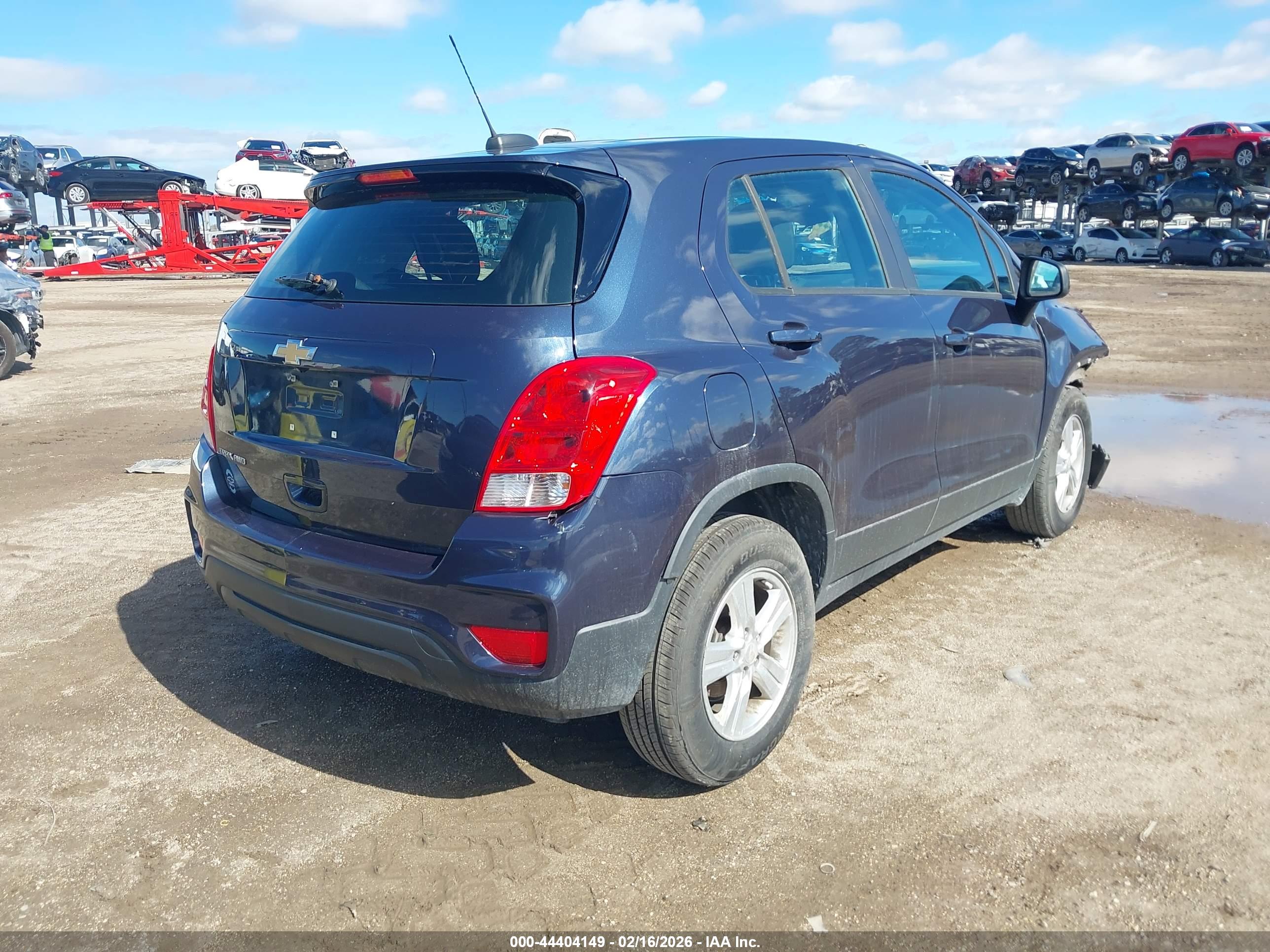 CHEVROLET TRAX image 4