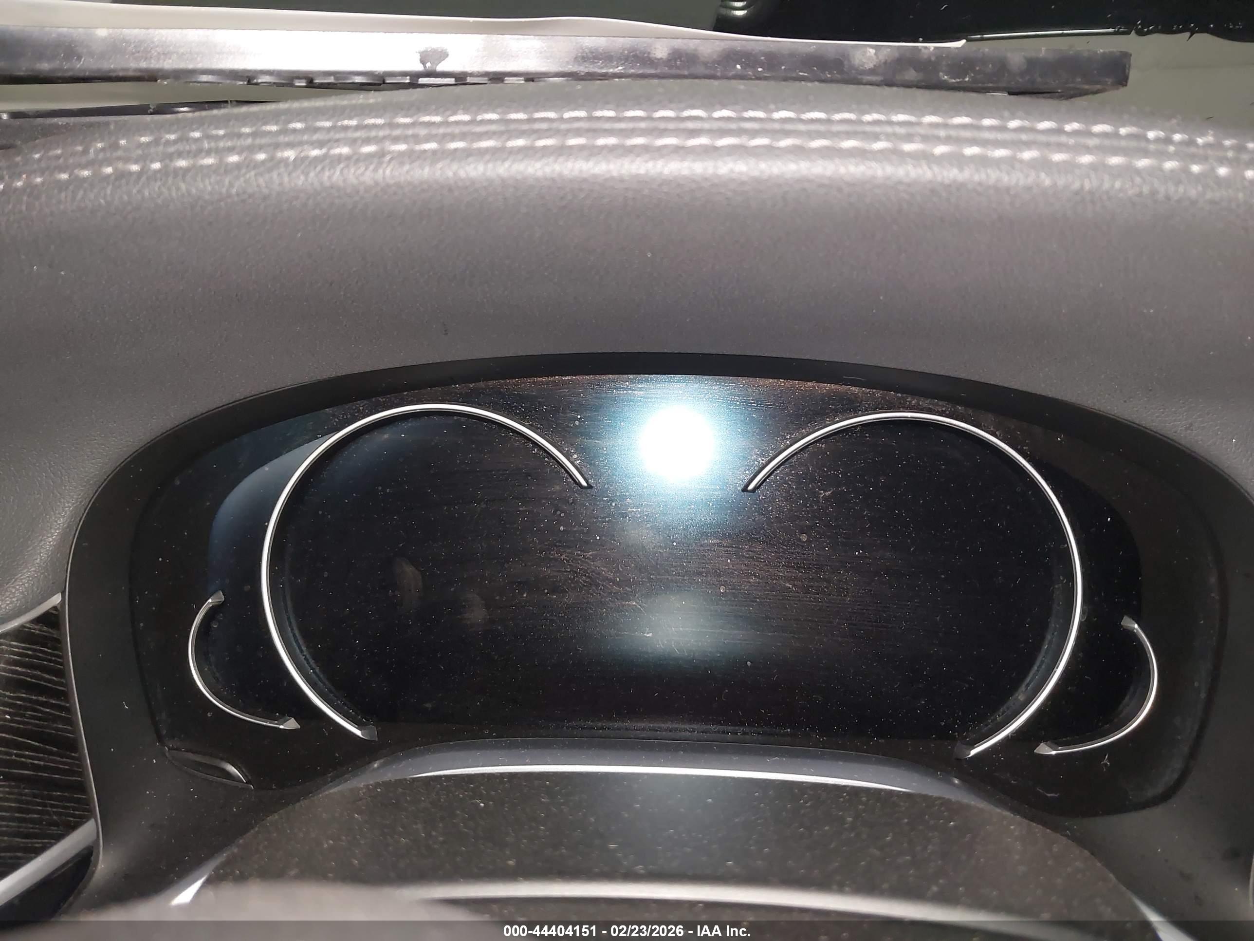 BMW 740I image 7