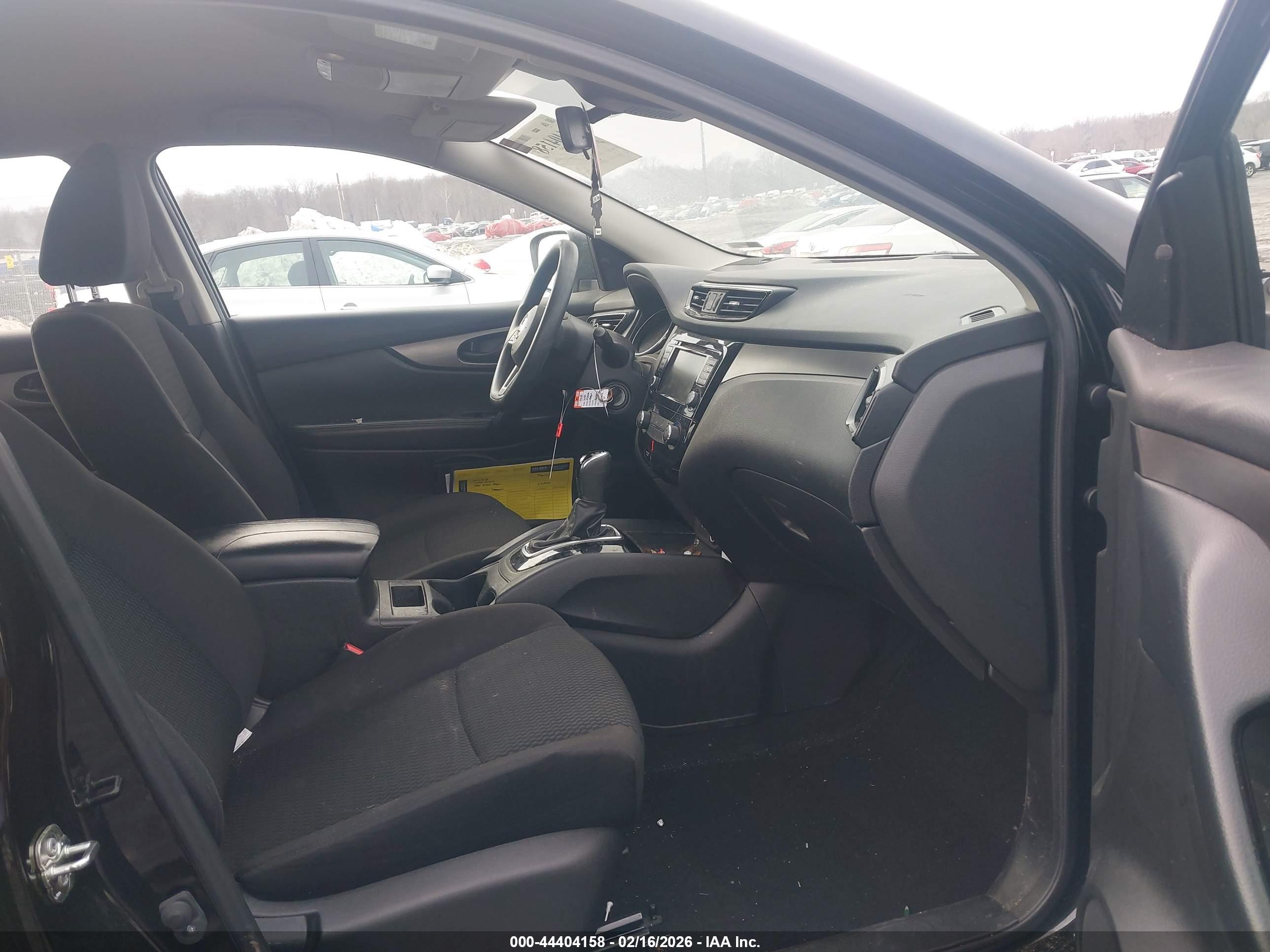 NISSAN ROGUE image 5