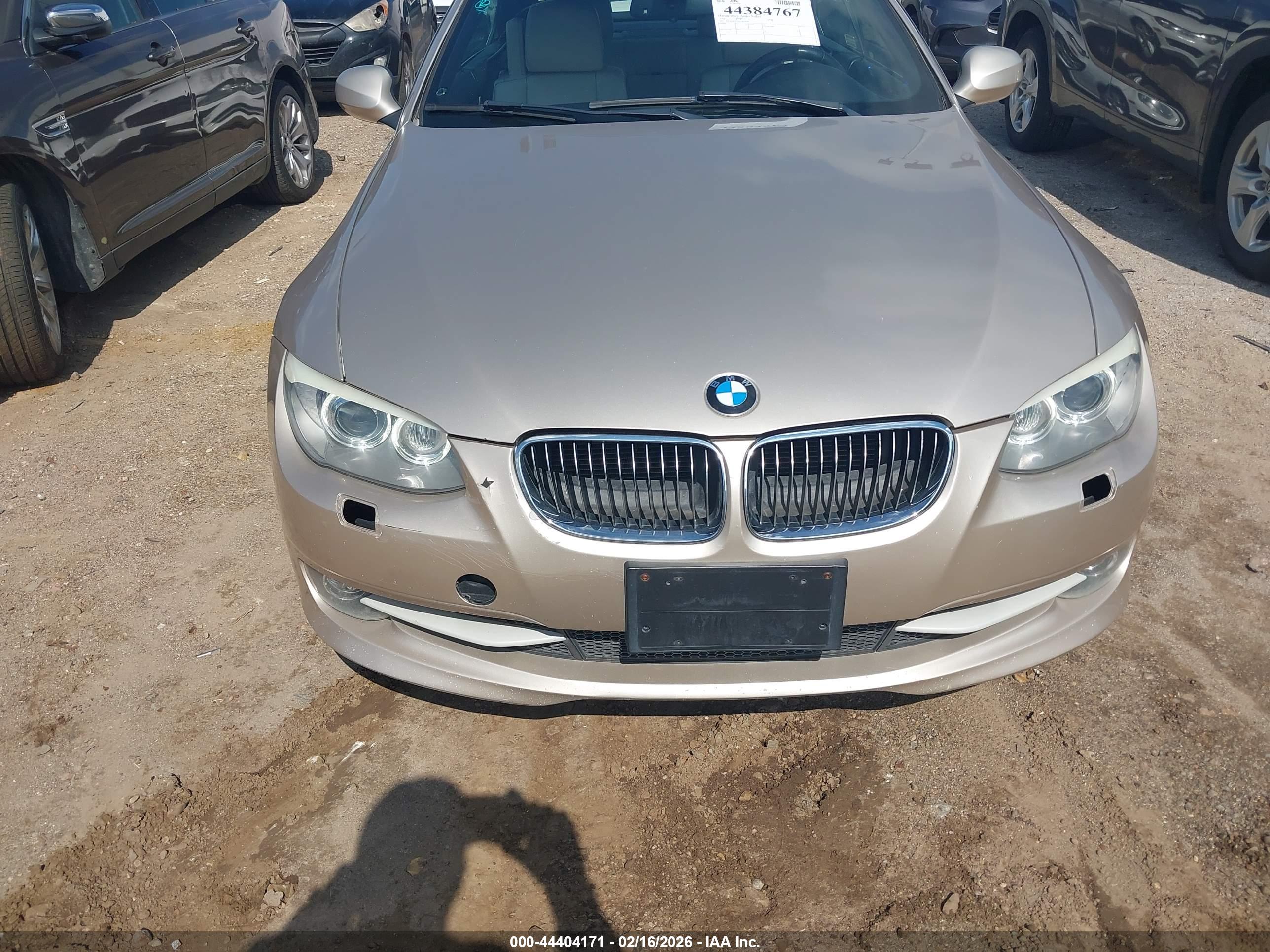 BMW 328I image 6