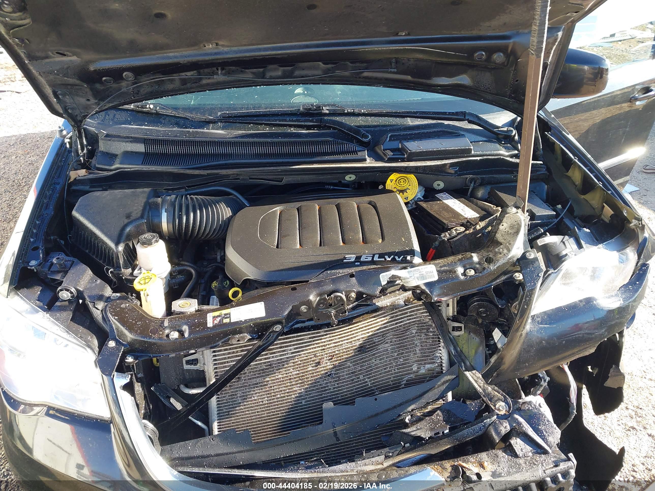 CHRYSLER TOWN image 10