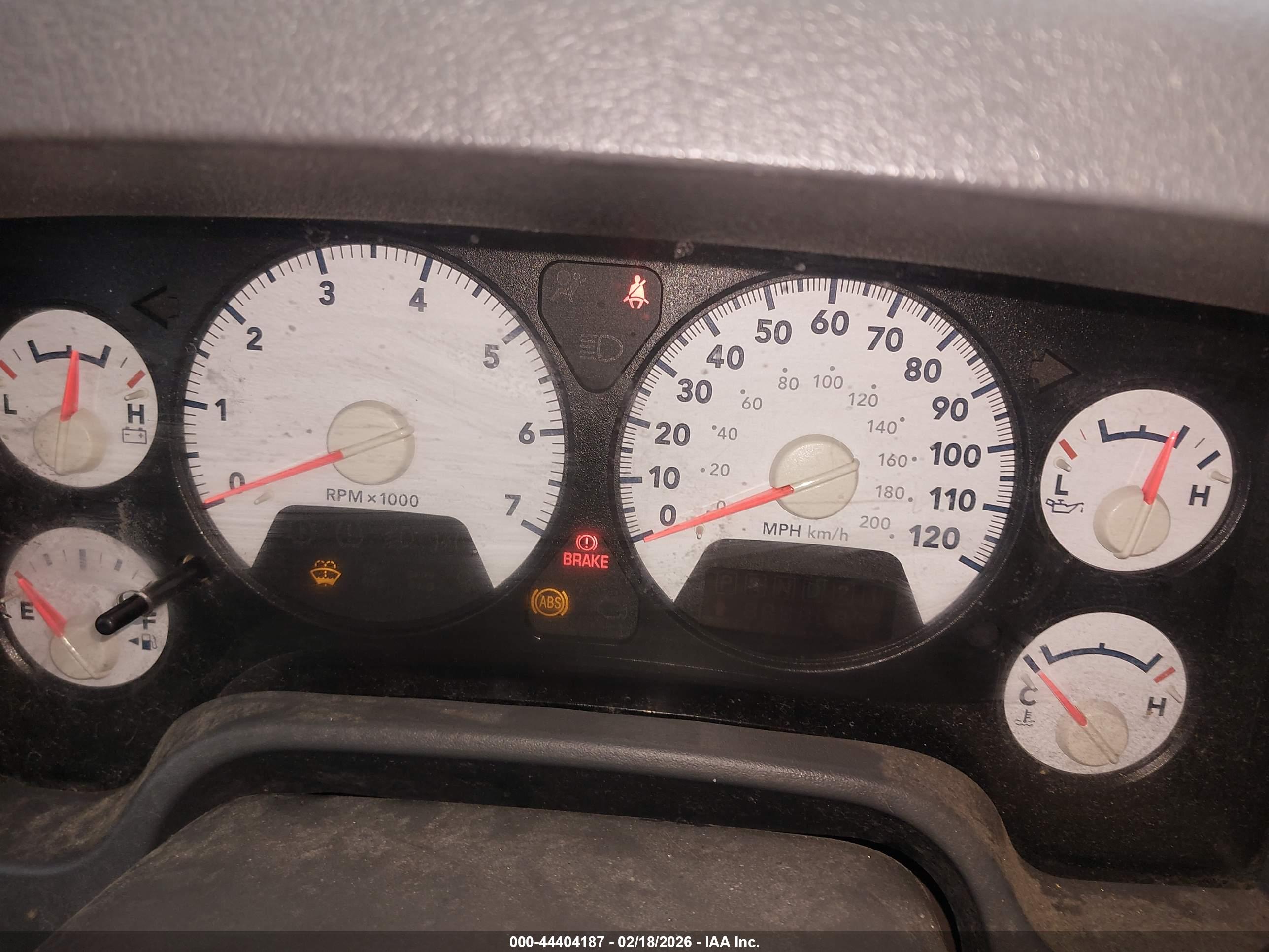 DODGE RAM image 7