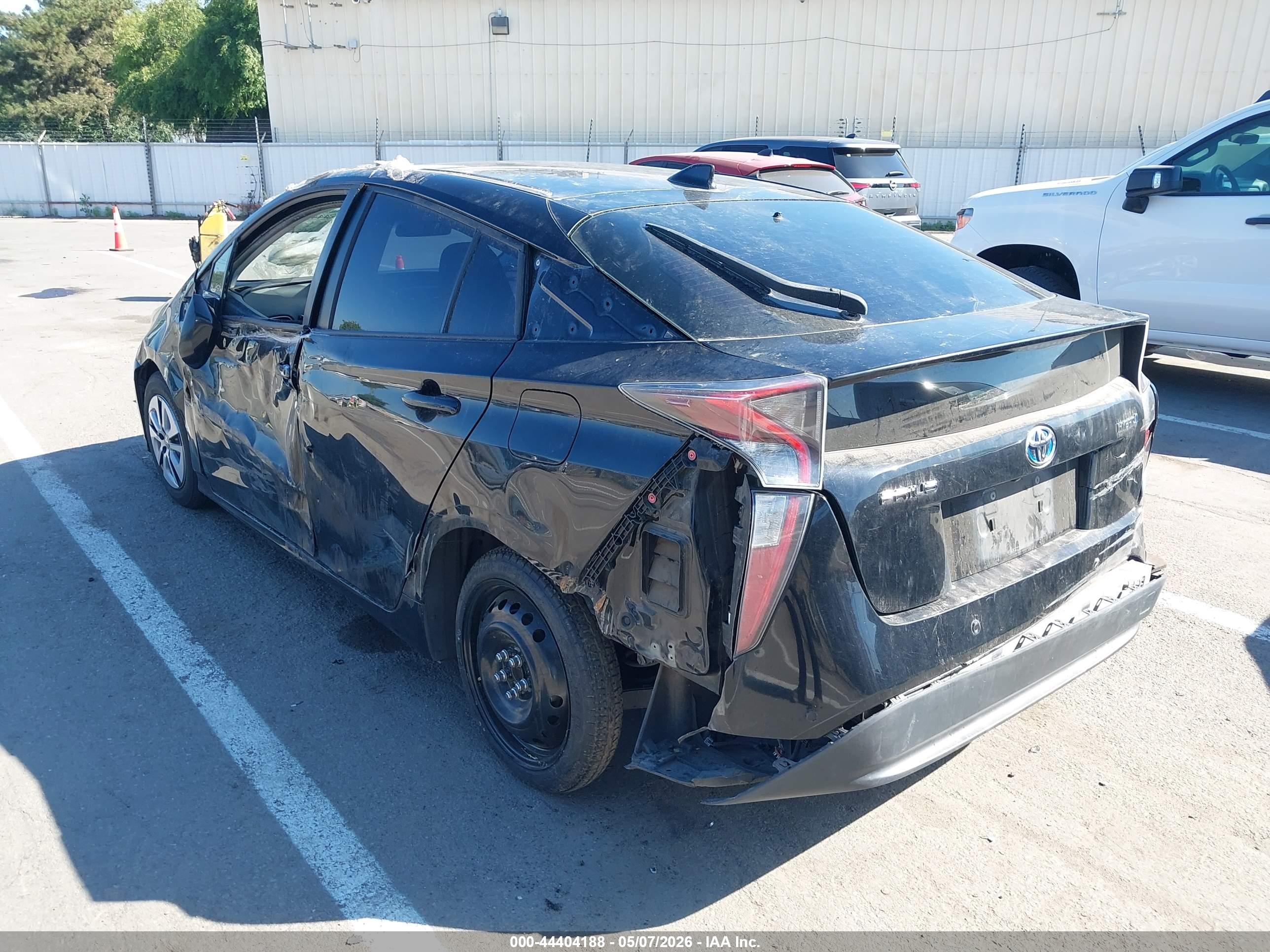 TOYOTA PRIUS image 3