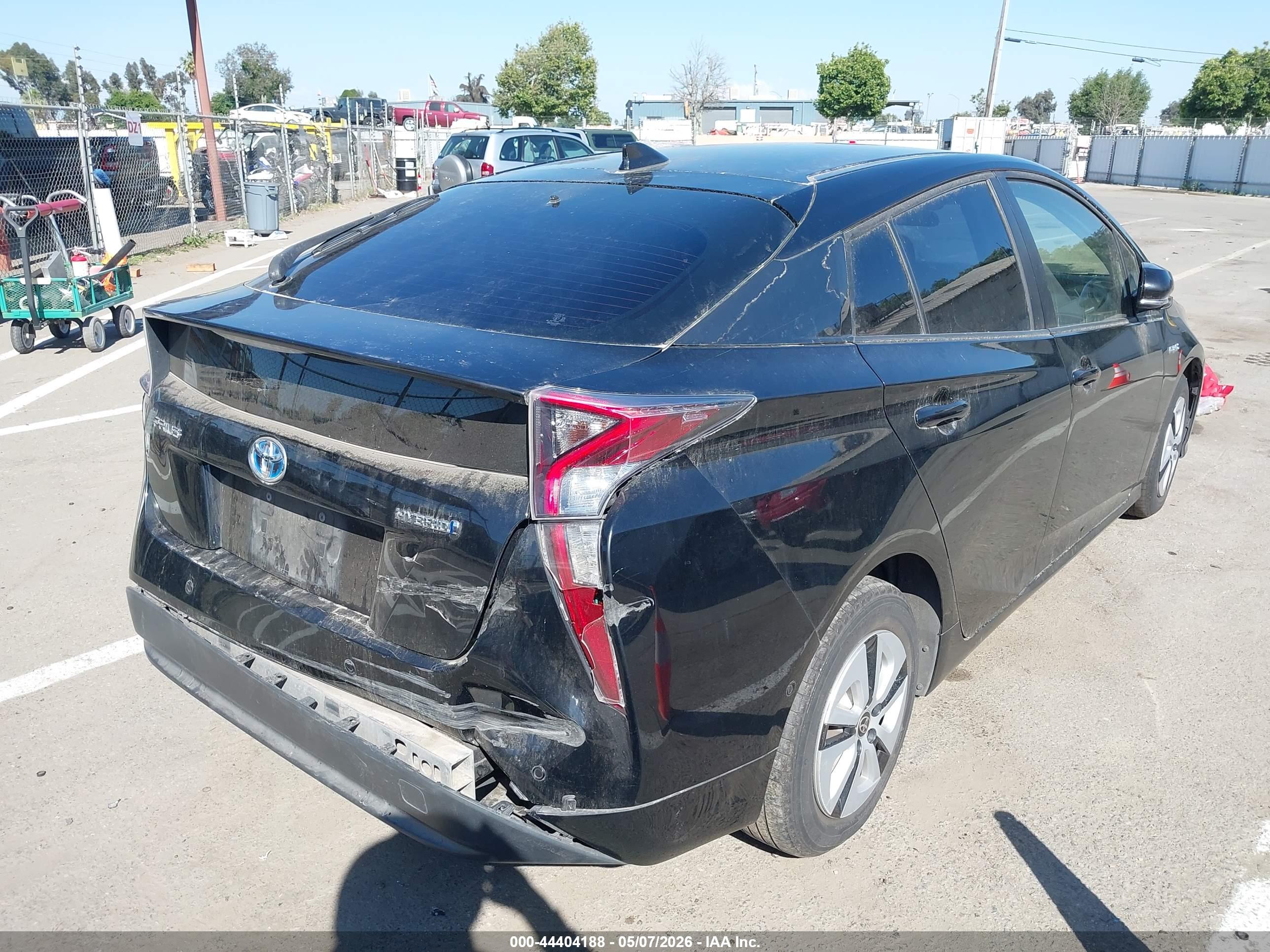 TOYOTA PRIUS image 4