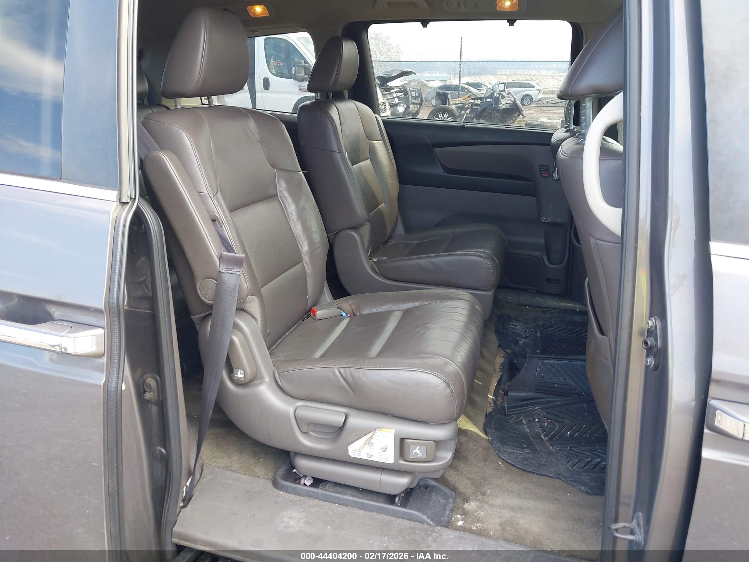 HONDA ODYSSEY image 8