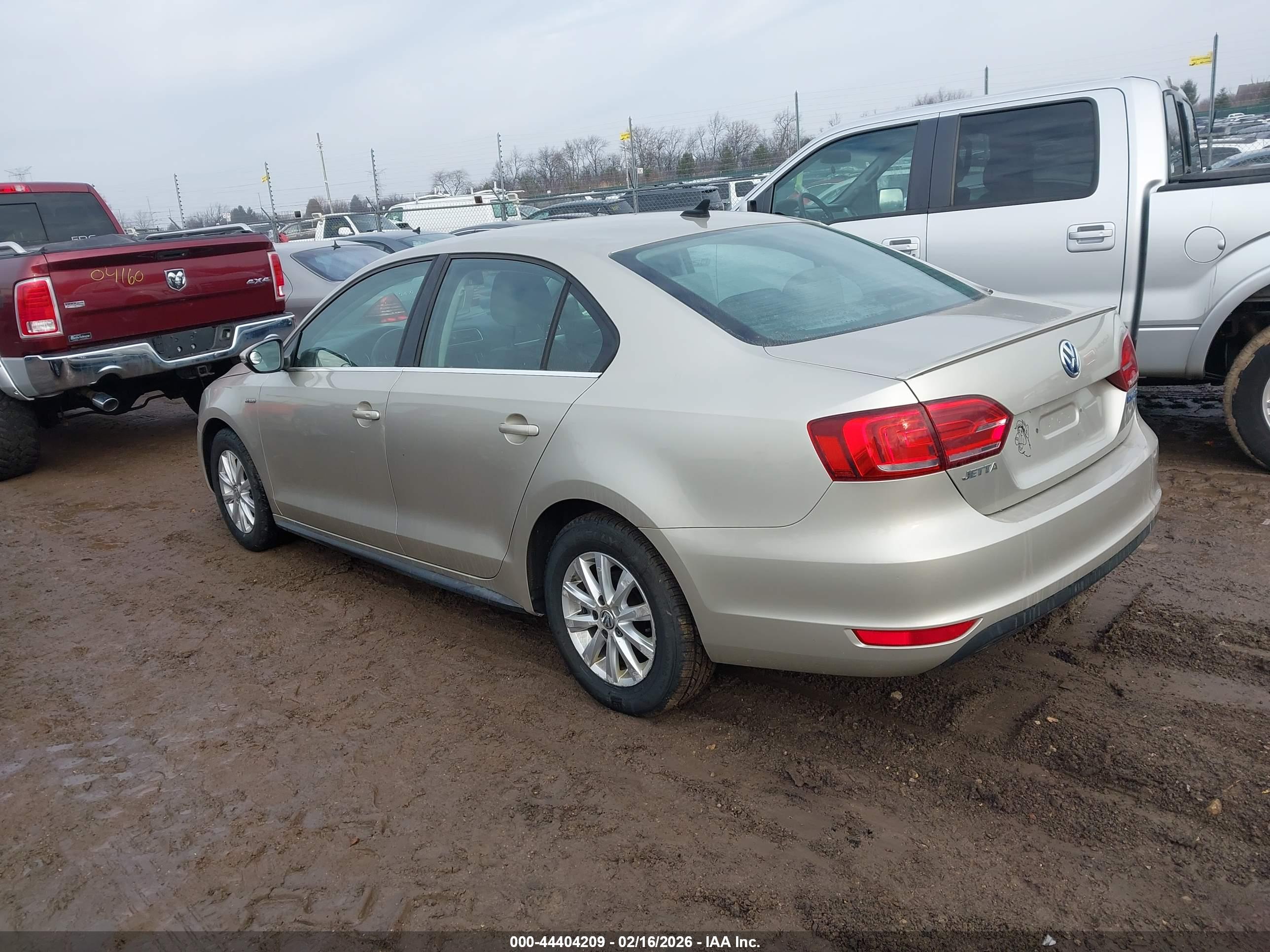 VOLKSWAGEN JETTA image 3