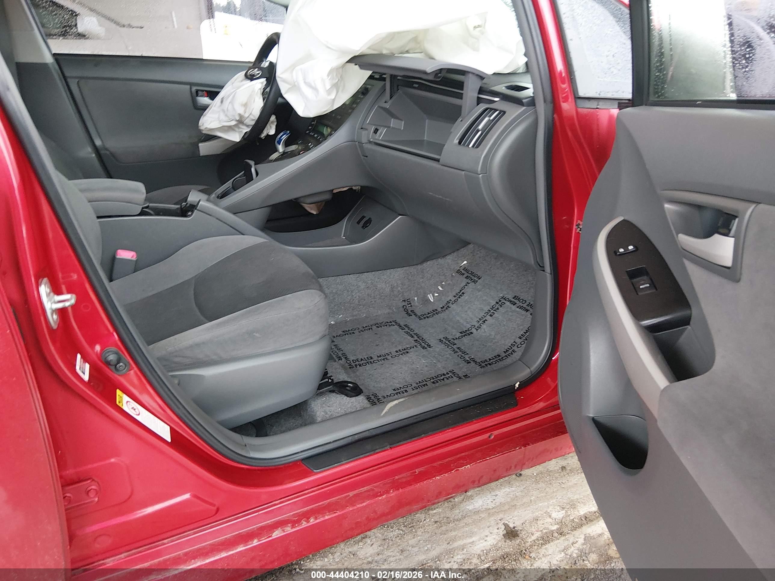 TOYOTA PRIUS image 5