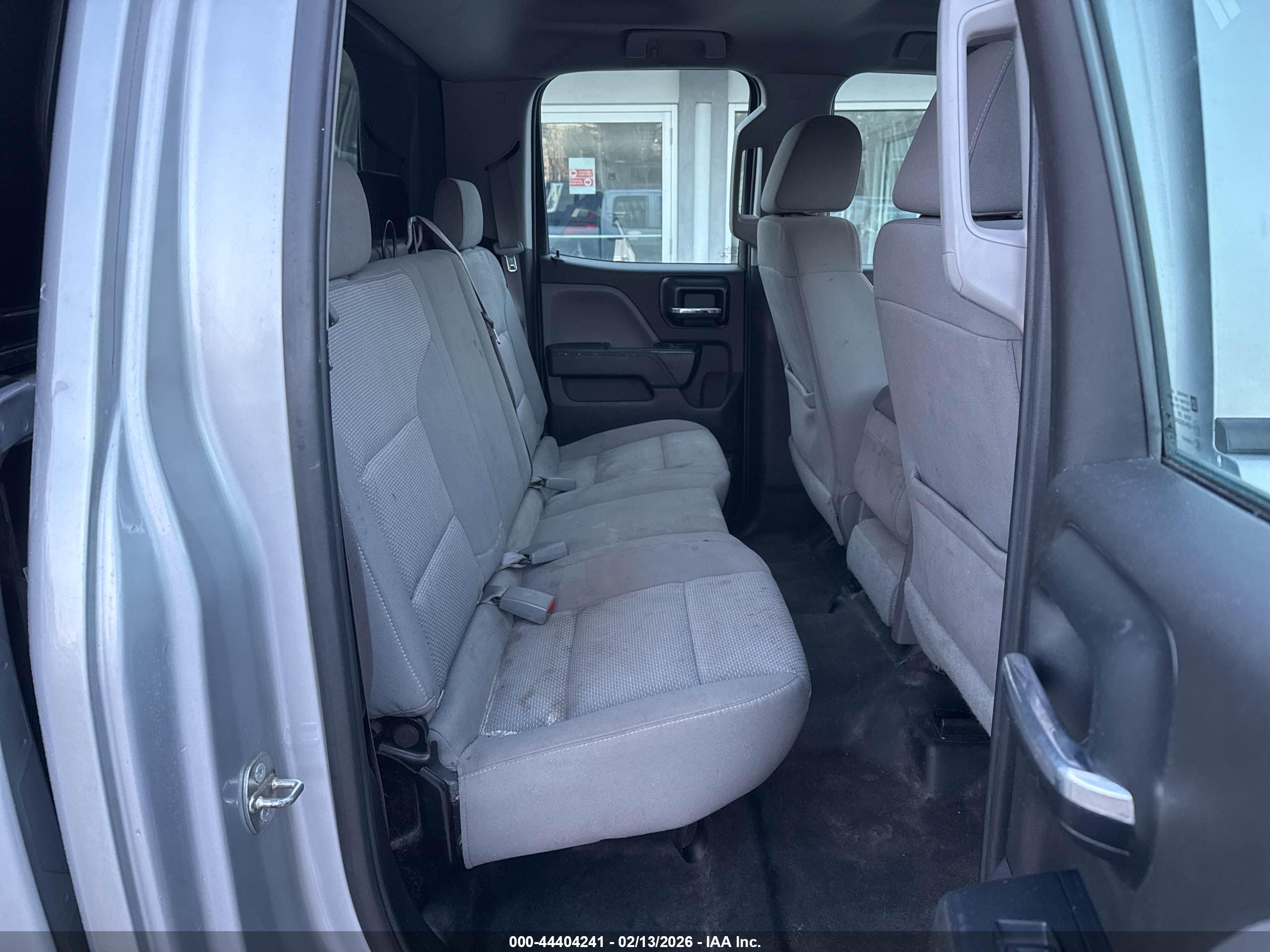 CHEVROLET SILVERADO image 8