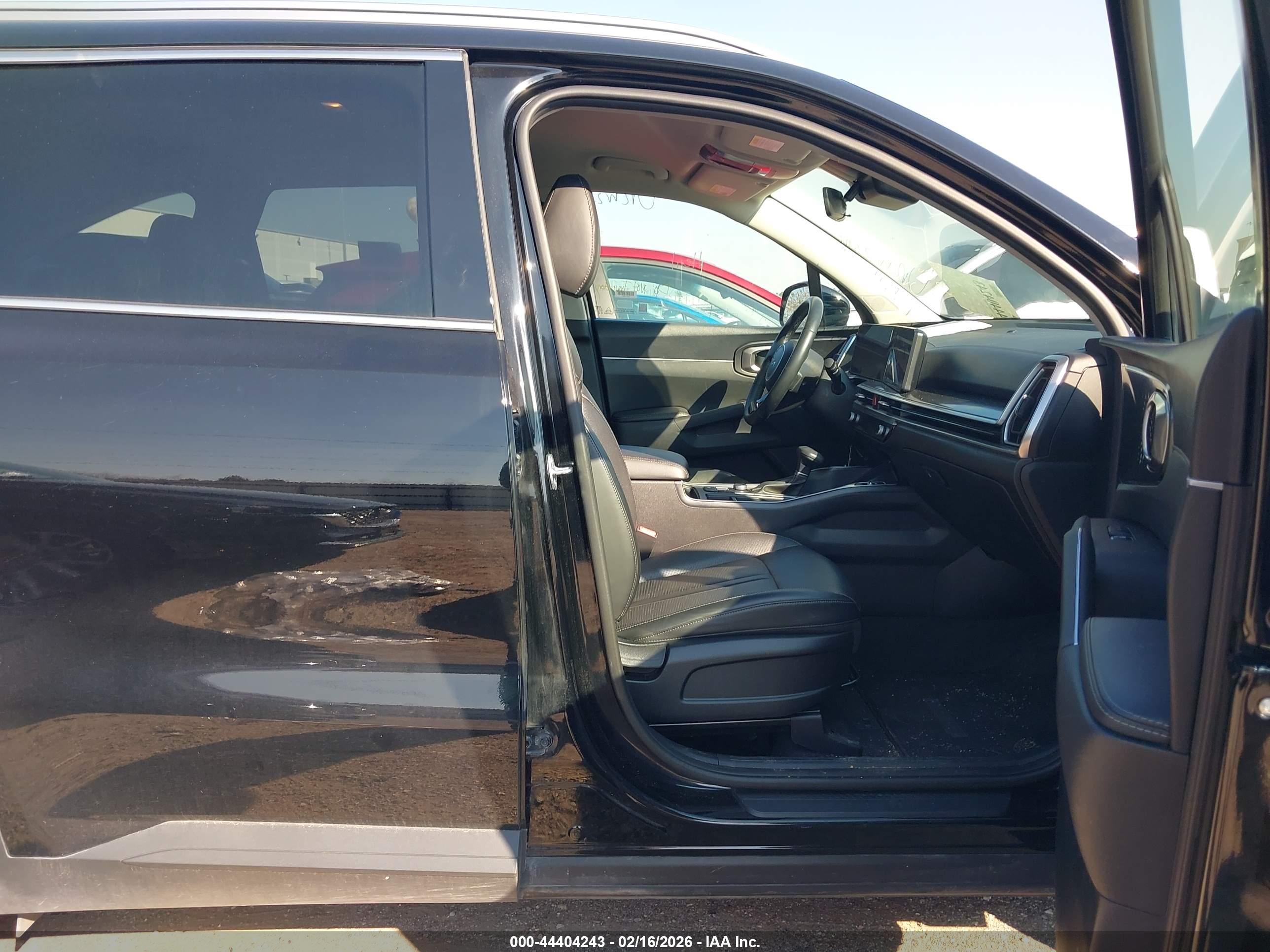 KIA SORENTO image 5