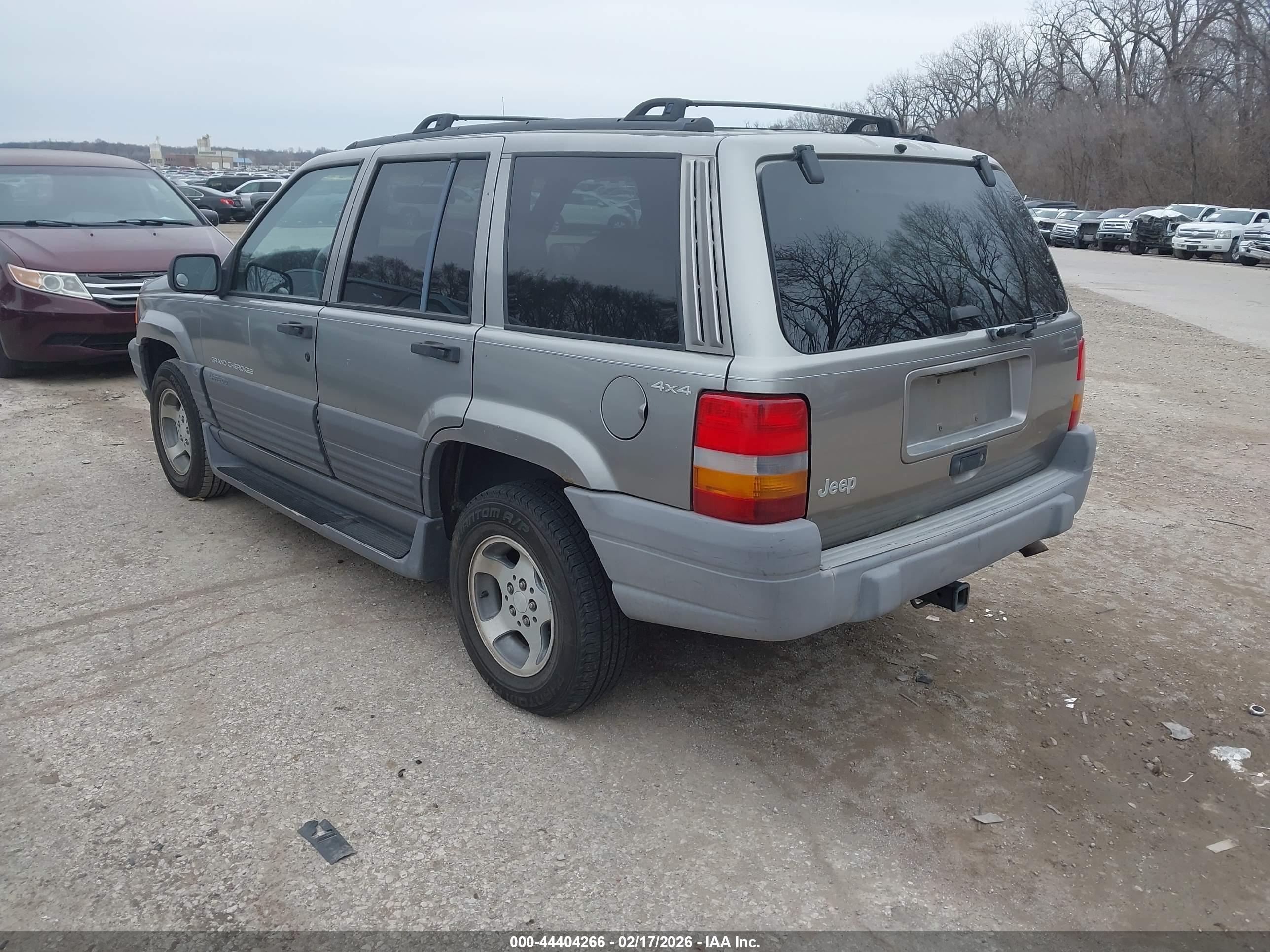 JEEP GRAND image 3