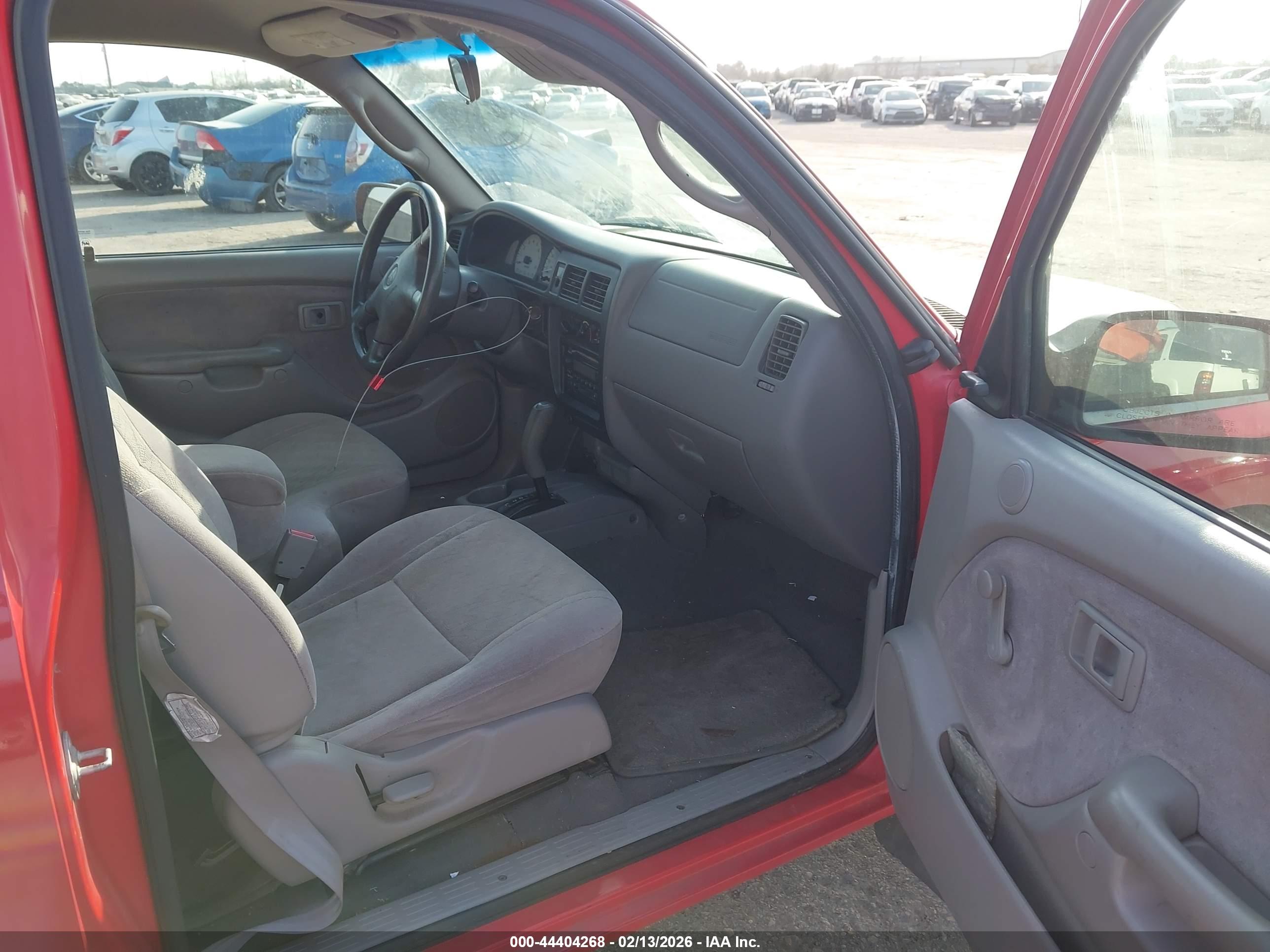 TOYOTA TACOMA image 5