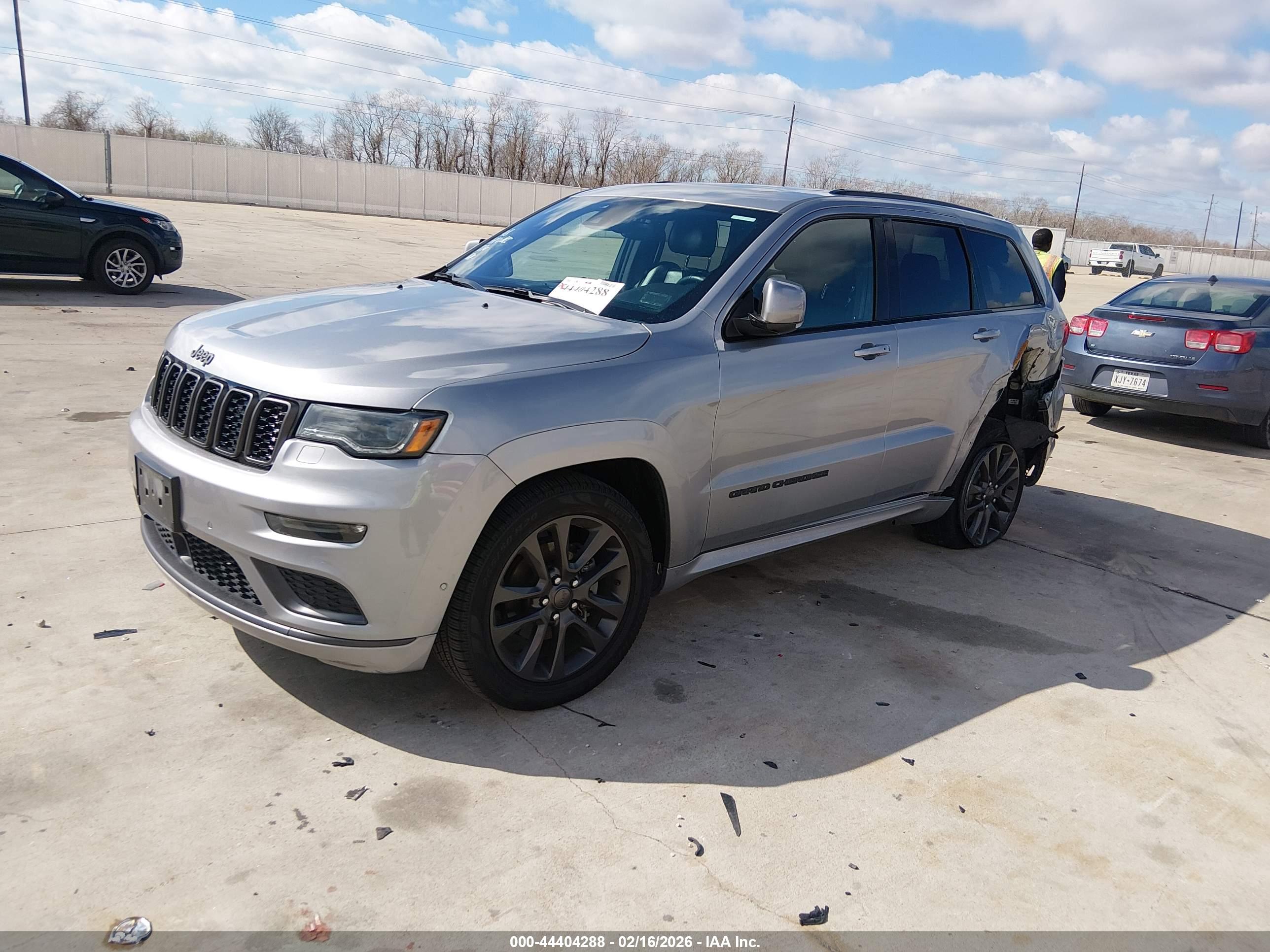 JEEP GRAND image 2