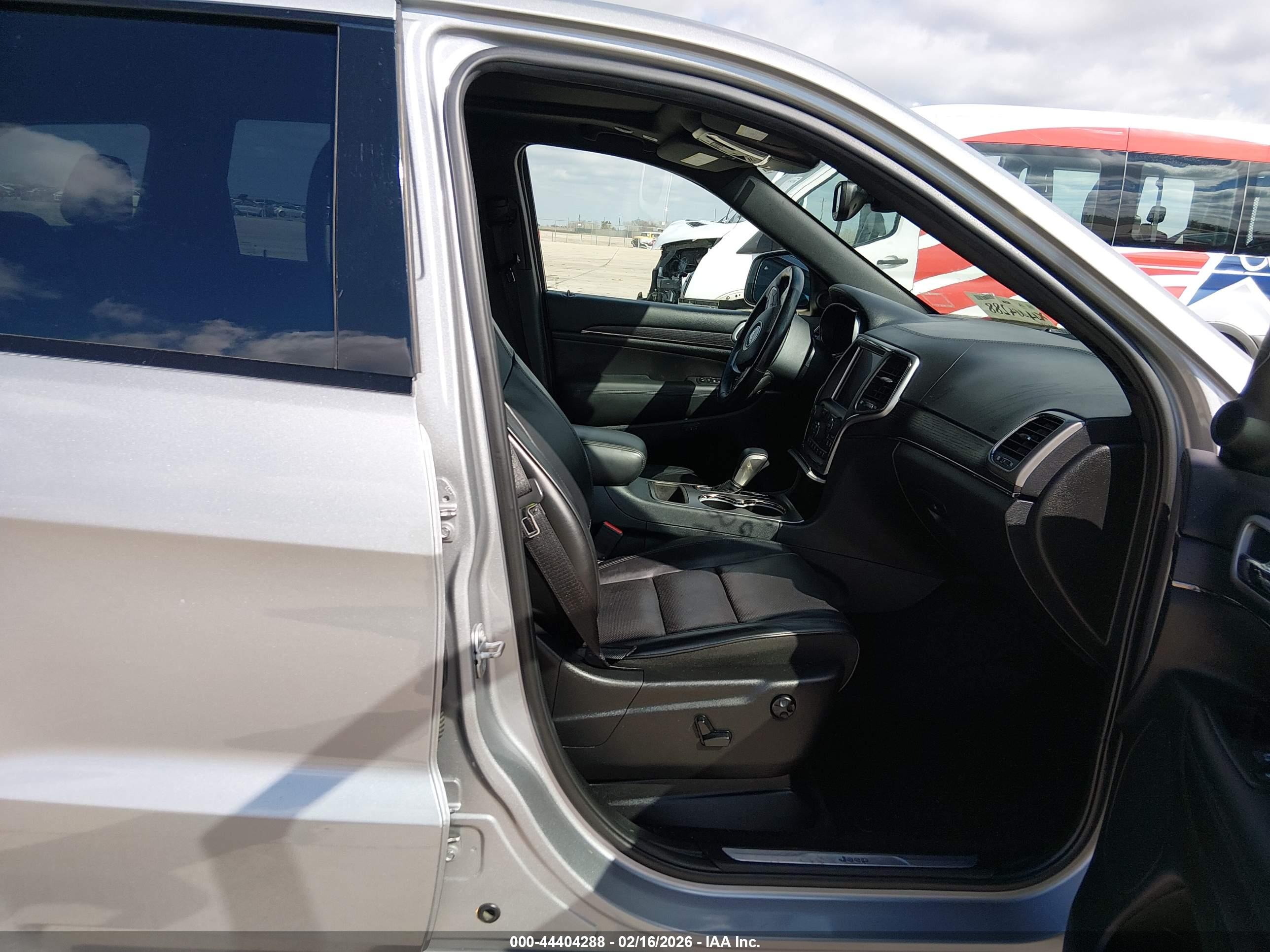 JEEP GRAND image 5