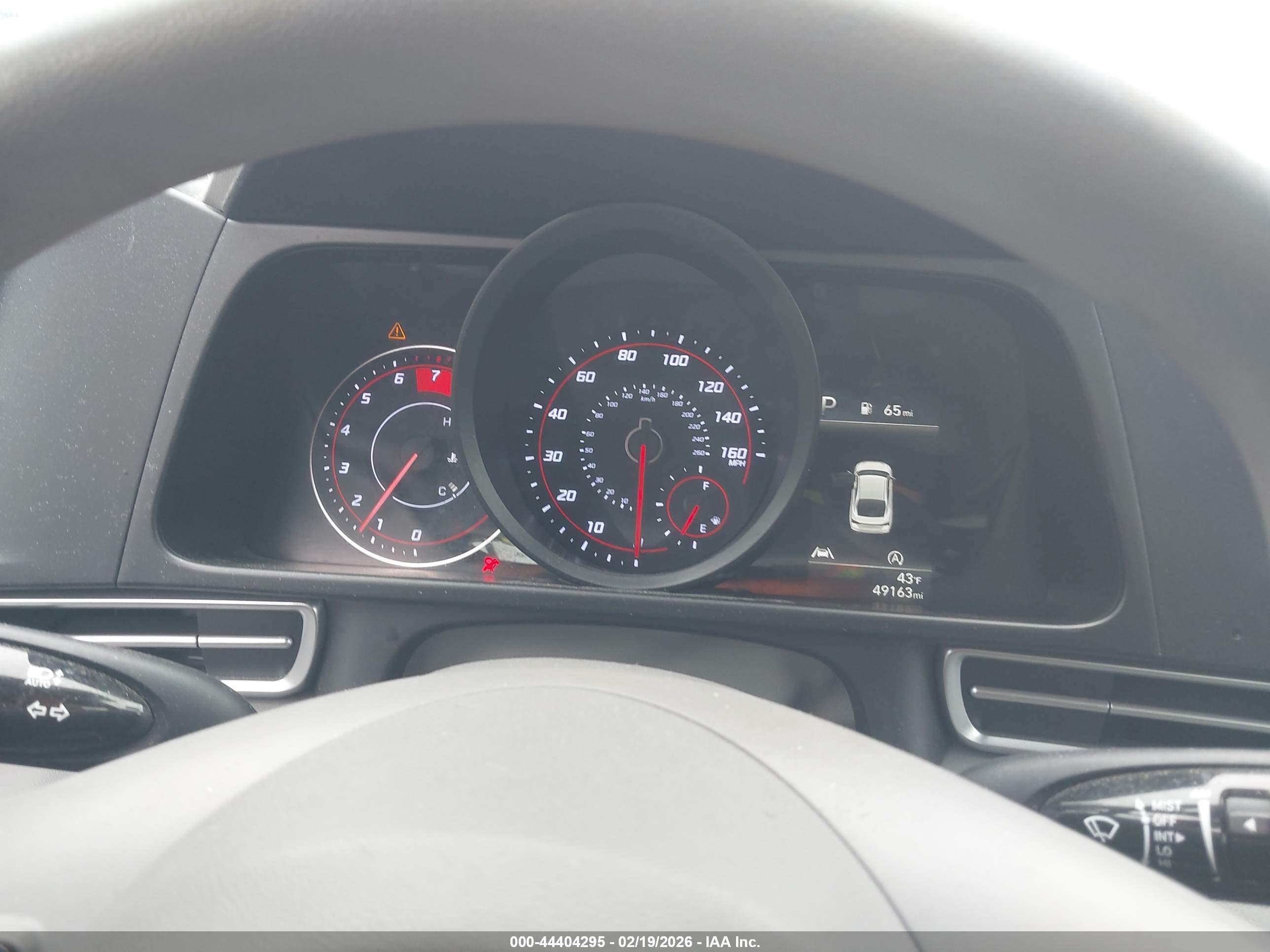 HYUNDAI ELANTRA image 7