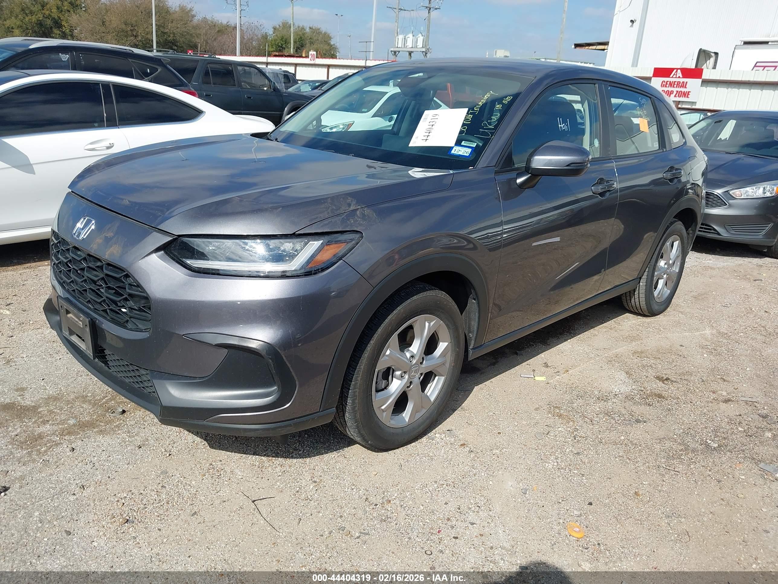 HONDA HR-V image 2