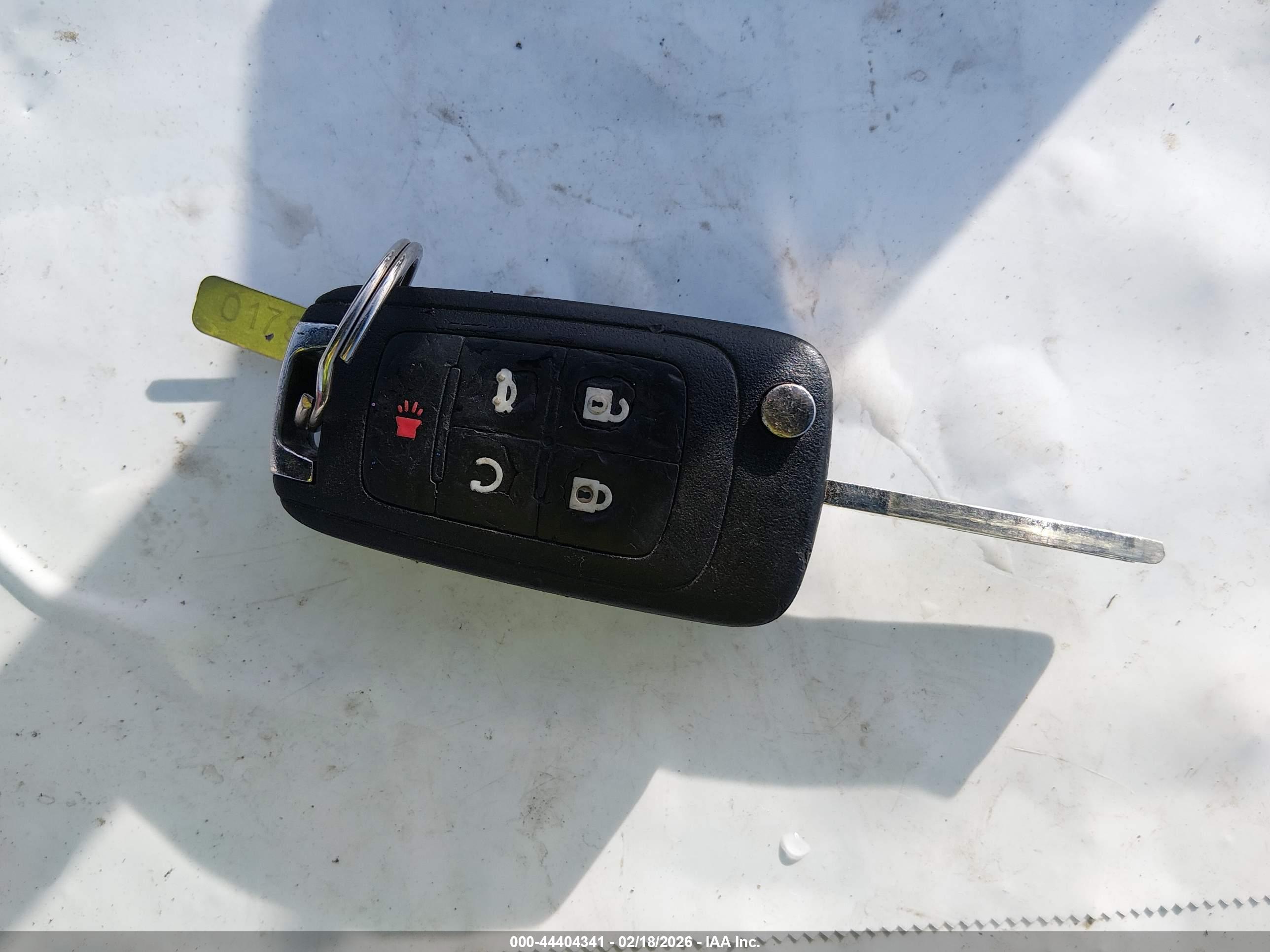 CHEVROLET EQUINOX image 11