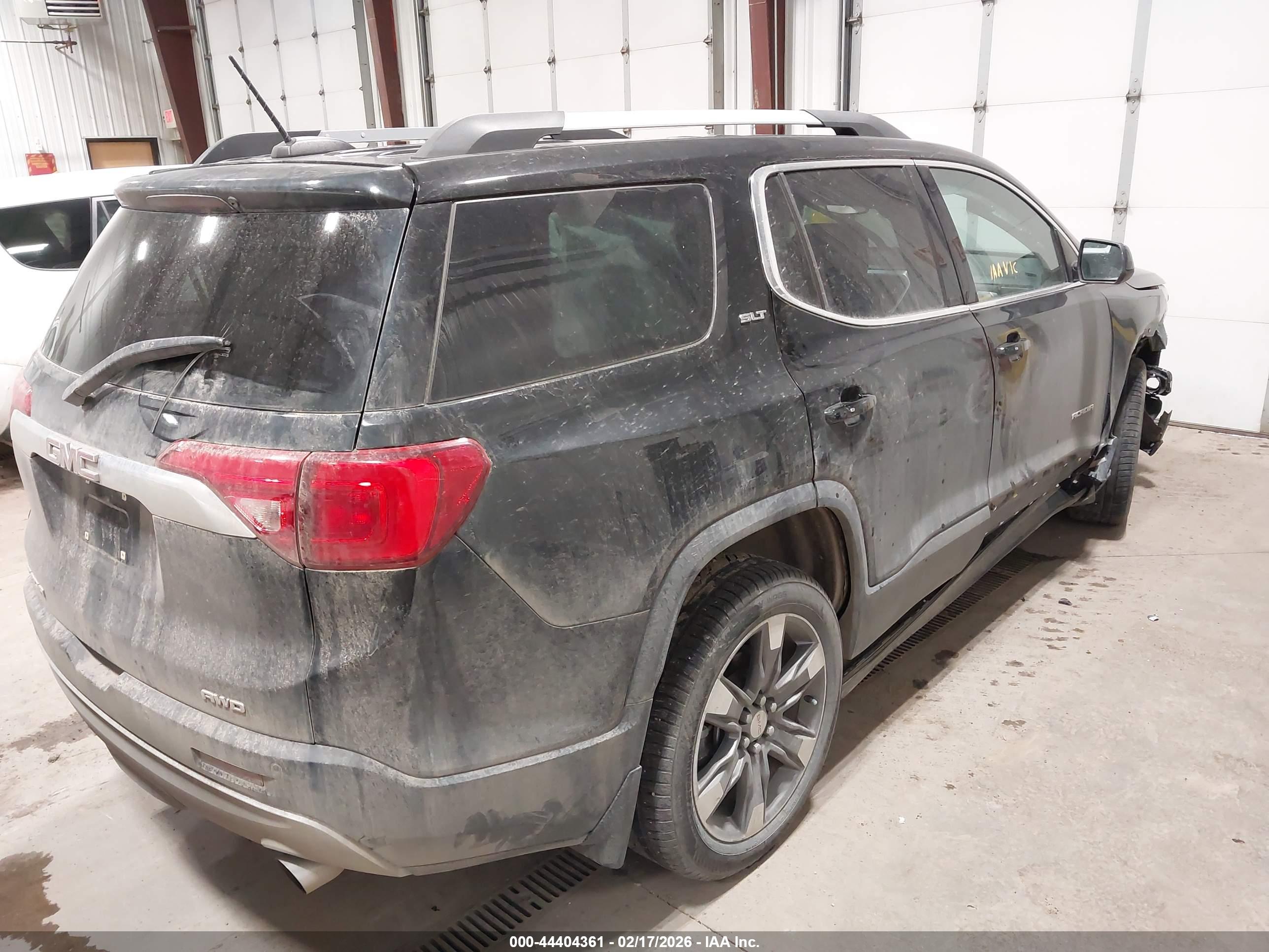 GMC ACADIA image 4